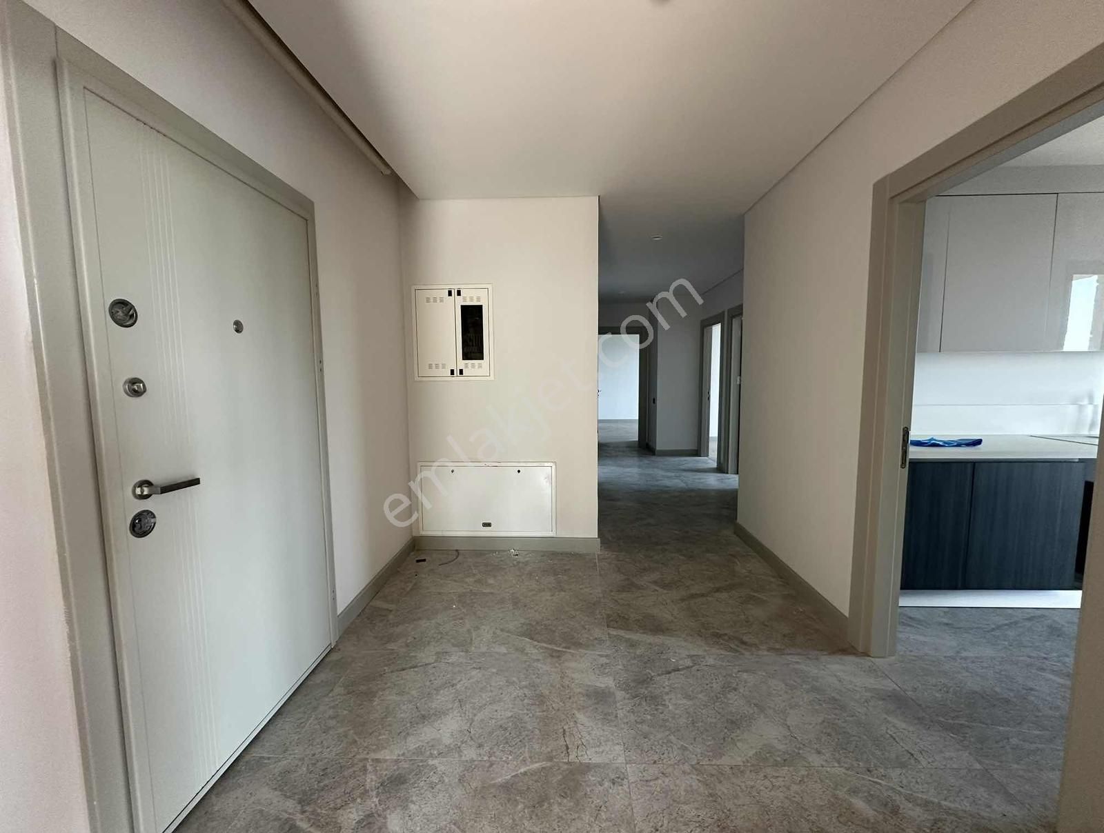 Çınarköy " Peyzaj Ve Koru Manzaralı 3+1 Büyük Tip Satılık " - Görsel 18