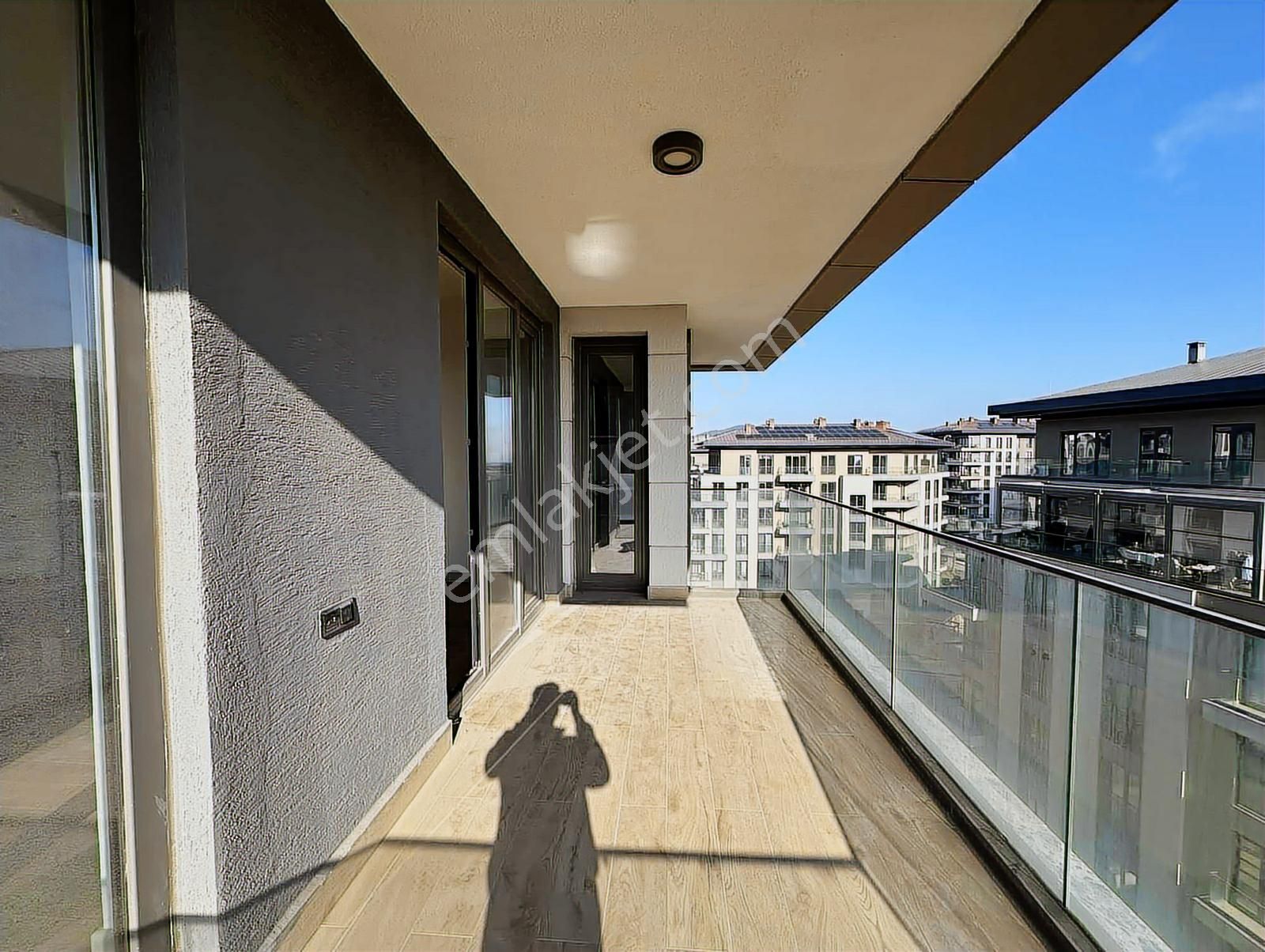 Çınarköy " Peyzaj Ve Koru Manzaralı 3+1 Büyük Tip Satılık " - Görsel 20