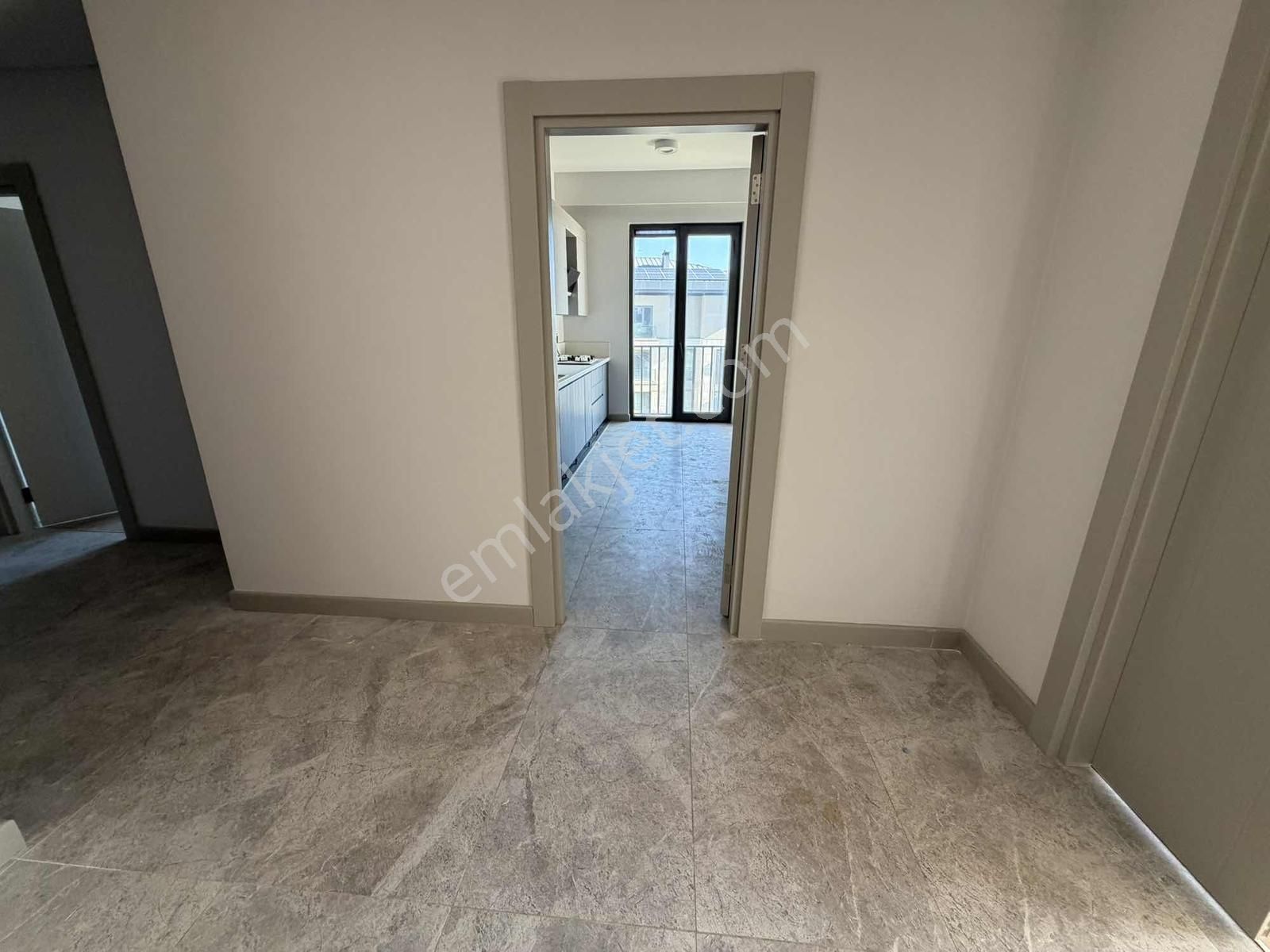 Emlak Konut Çınarköy Evleri 3+1 Büyük Tip Borçsuz Satılık Daire - Görsel 2