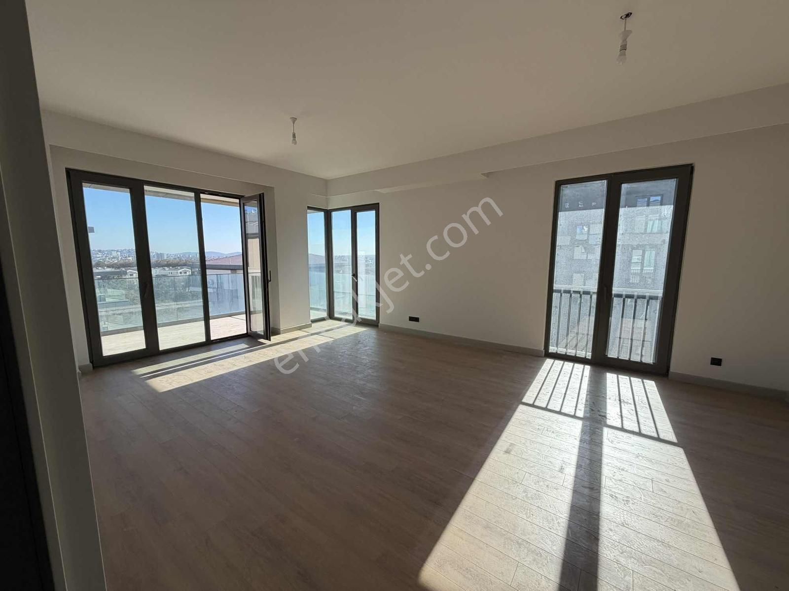 Emlak Konut Çınarköy Evleri 3+1 Büyük Tip Borçsuz Satılık Daire - Görsel 3