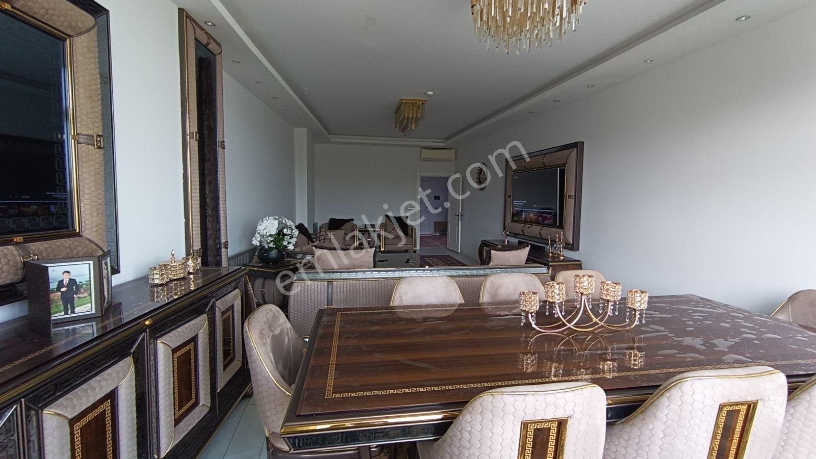 Bahçeşehir Loca Da Çok Özel Teraslı Full Tadilatlı Satılık Daire - Görsel 23