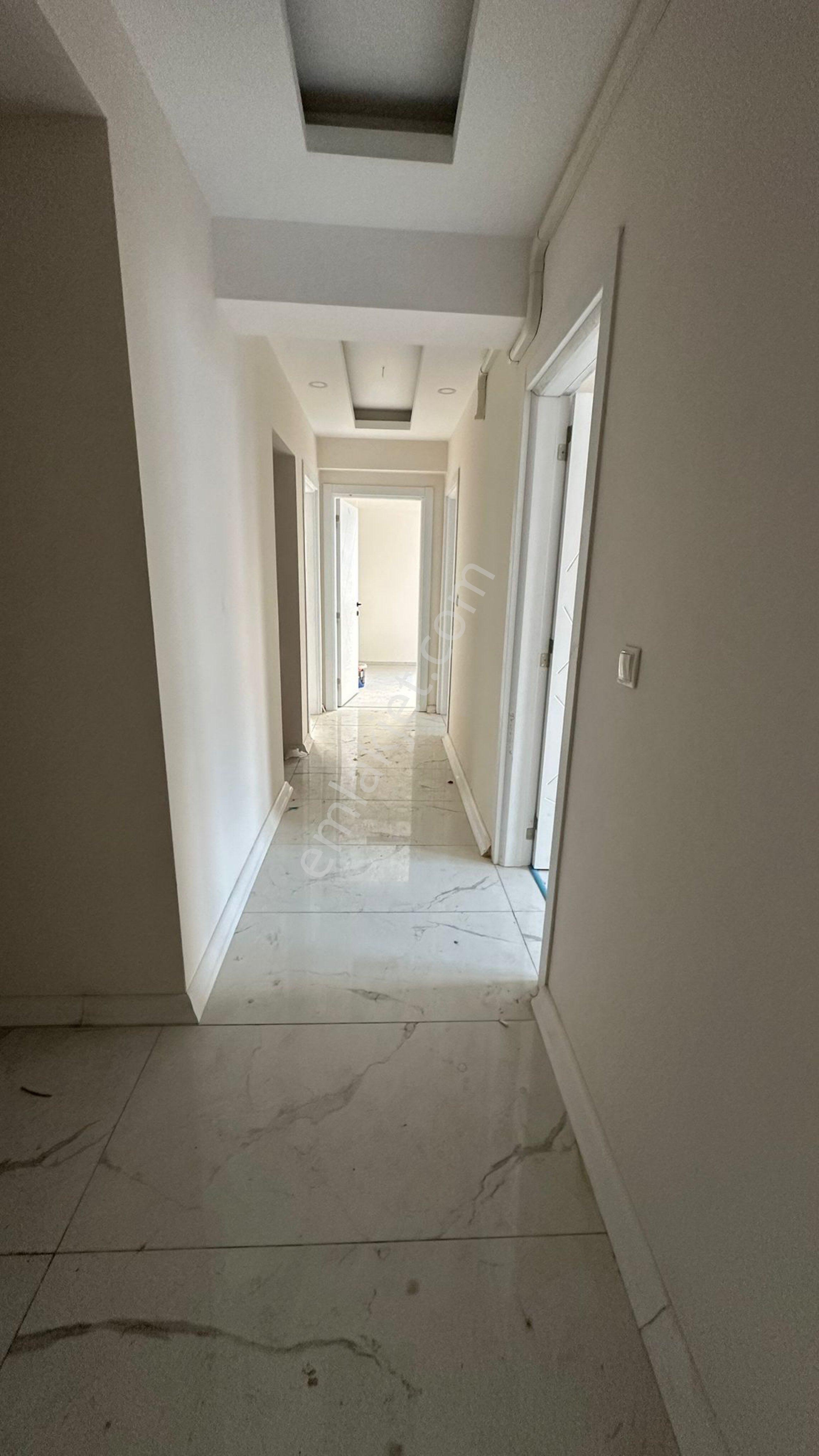 Alaşehir Yeni Mahallede 3+1 Kapalı Mutfak - Görsel 7