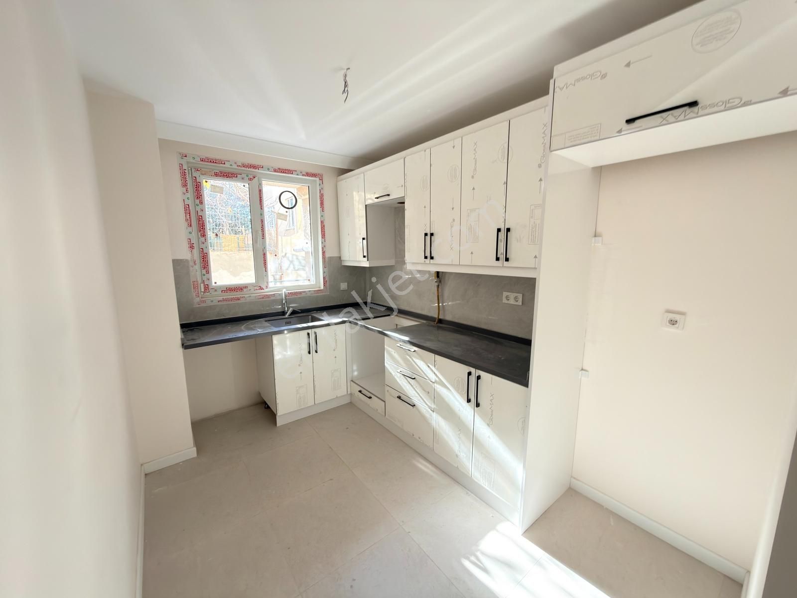 █ Konfor █ Küçükyalı Marmaraya Yakın Ayrı Mutfaklı Sıfır 2+1 - Görsel 29