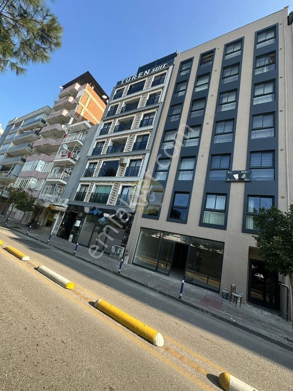 Hb'den Satılık Dükkan, Sağlık Caddesi Üzeri 120m² Yatırım Fırsatı - Görsel 2