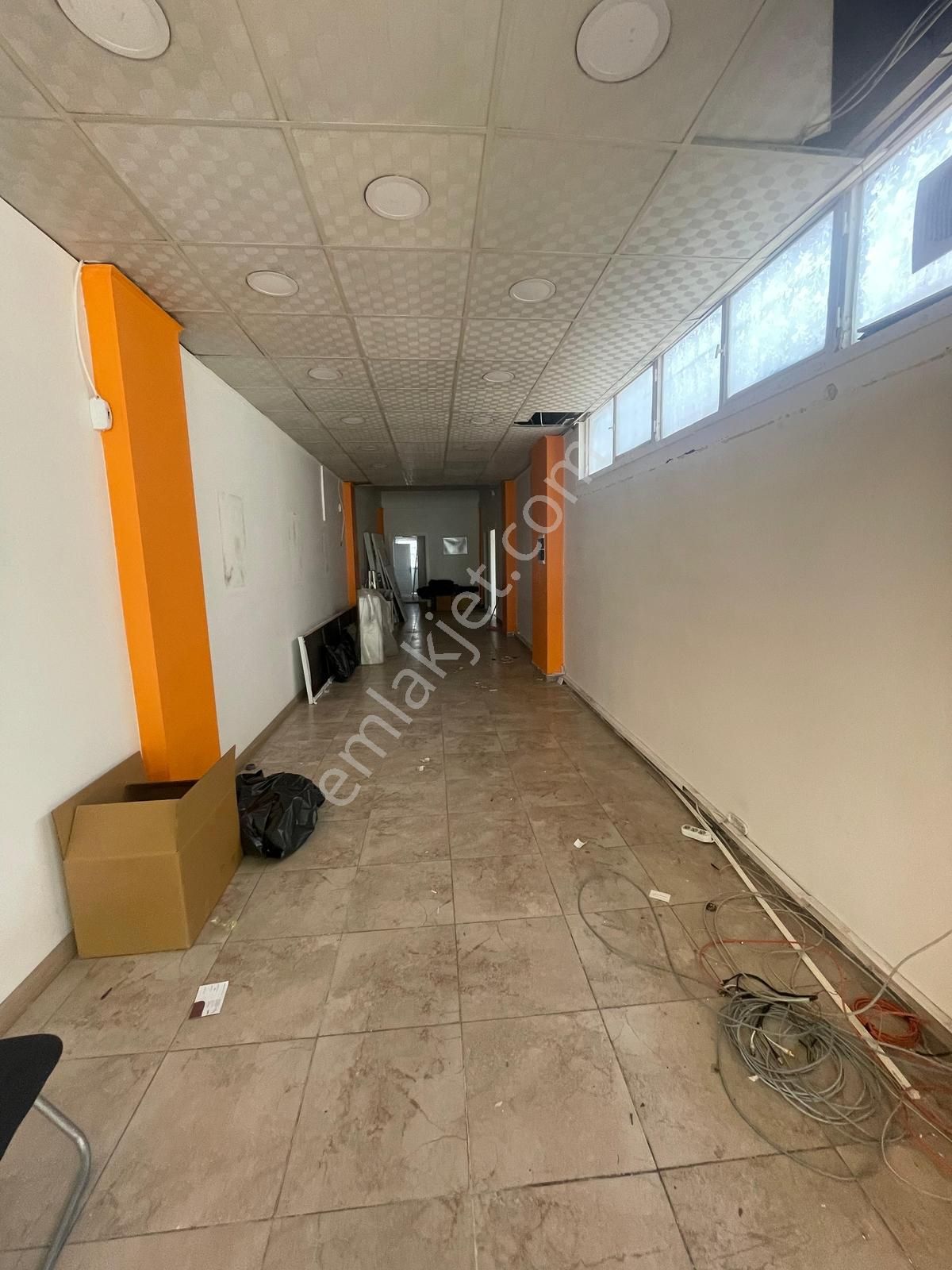 Sng Gyd'den Gazi Muhtar Paşa Bulv. Kiralık Dükkan - Görsel 5