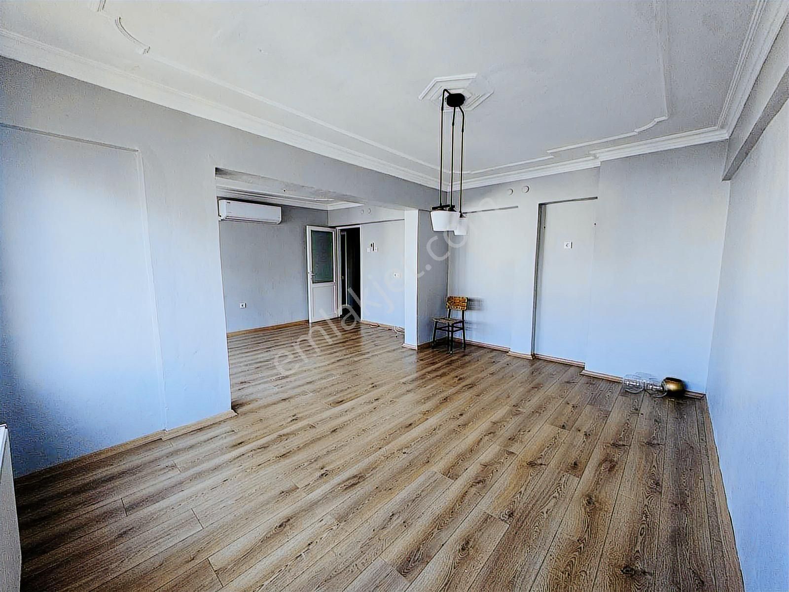 Cumhuriyet Mahallesinde Merkezi Konumda 2+1 Yaşam Fırsatı - Görsel 28