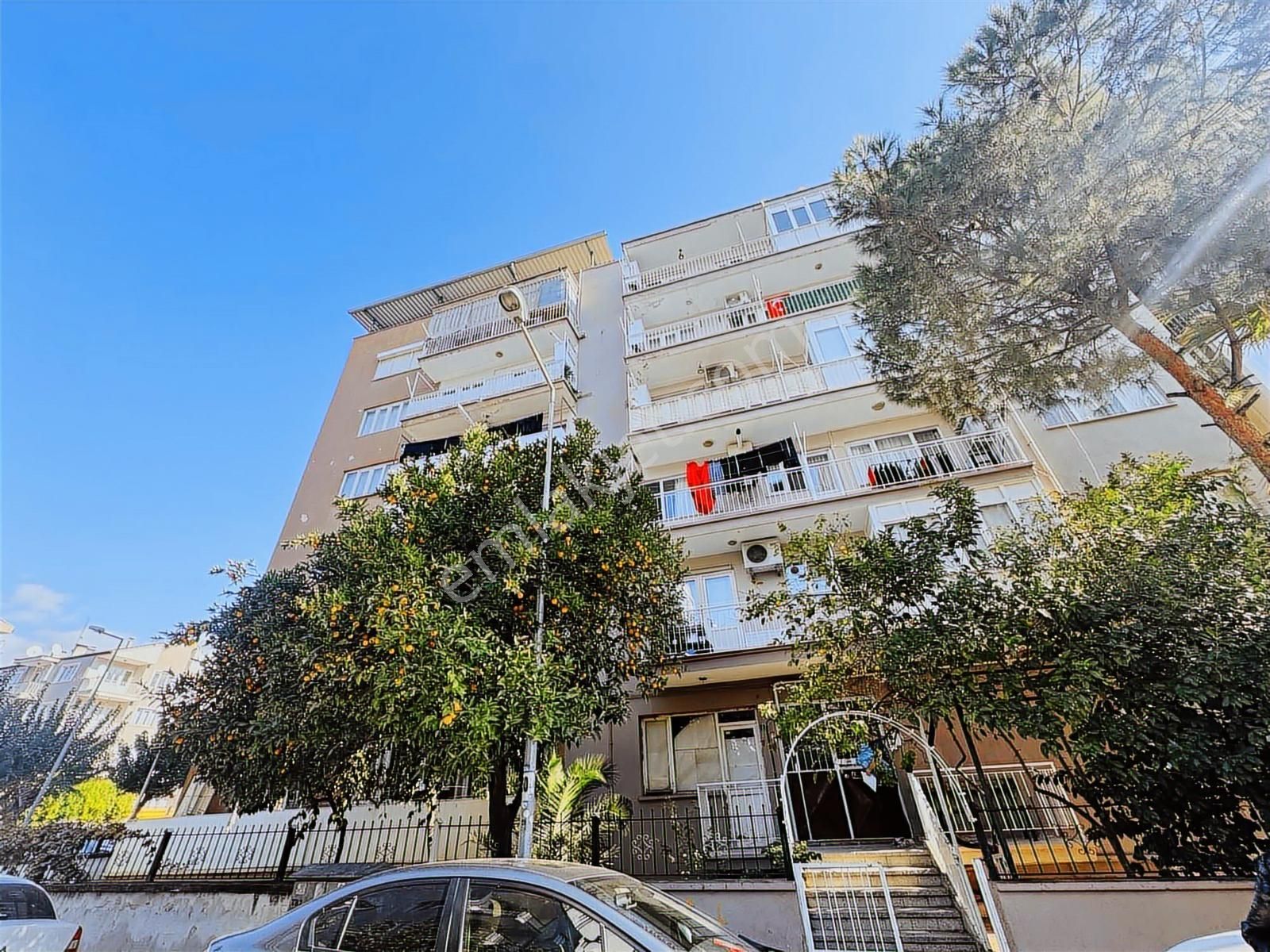 Cumhuriyet Mahallesinde Merkezi Konumda 2+1 Yaşam Fırsatı