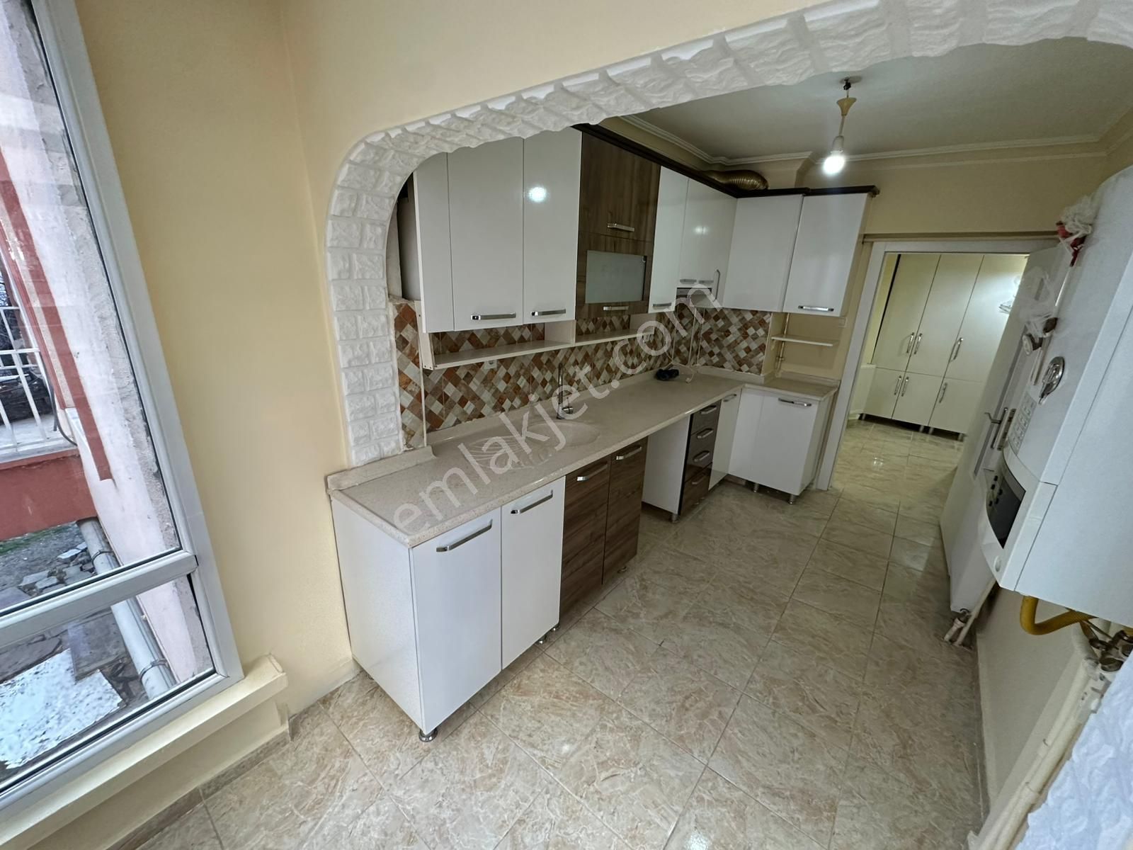 Plevne Mh. 3+1 Yüksek Giriş Yapılı Daire - Görsel 3