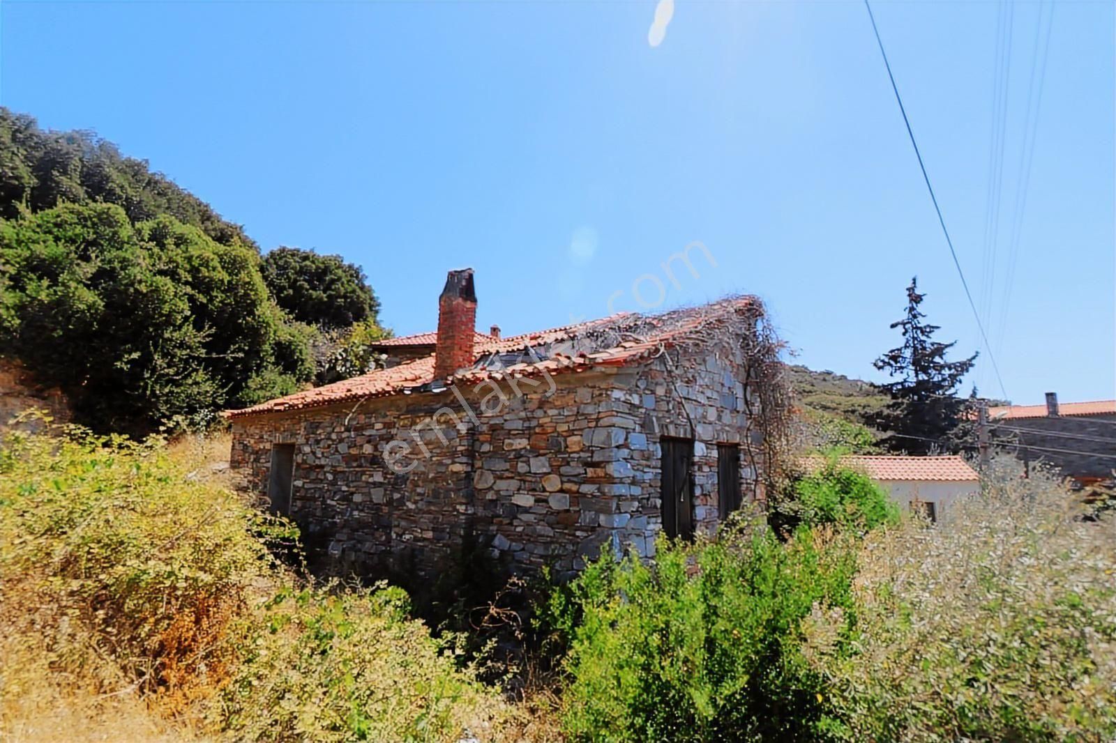 Eskidoğanbey De Satılık Deniz Manzaralı Müstakil Avlulu Taş Ev - Görsel 16