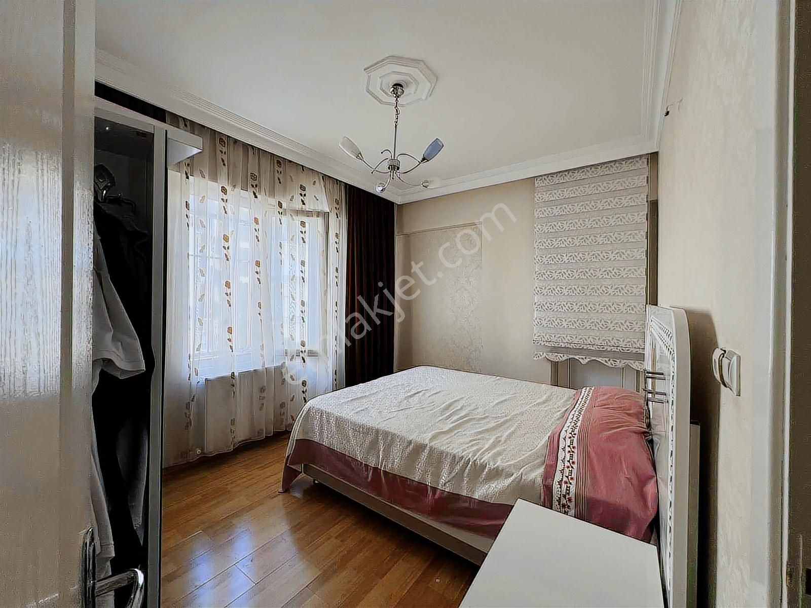 Merkezi Konum'da 4+1 Ara Kat Daire Mehmet Demir - Görsel 24