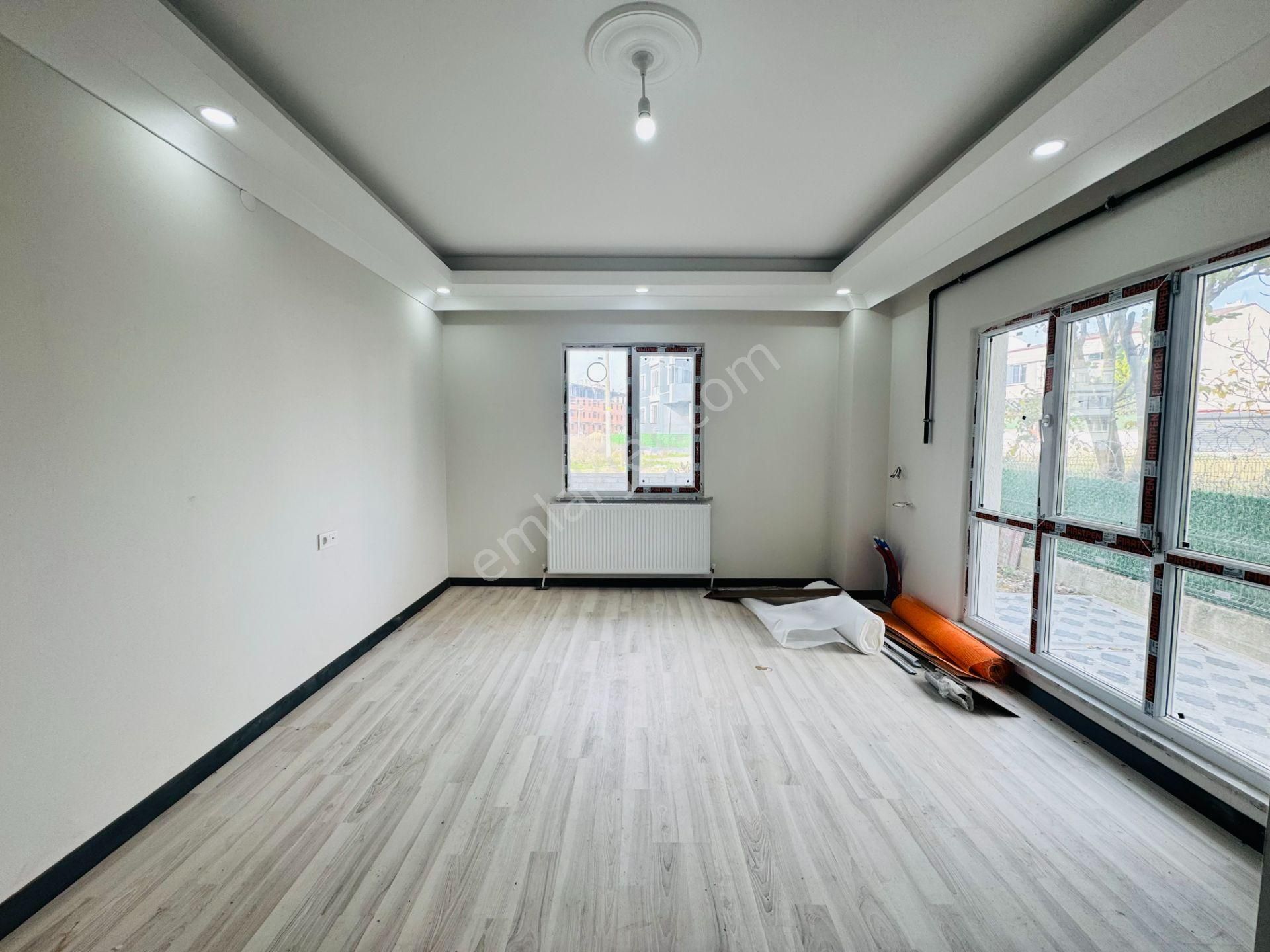 Güven'den Yuvam'da Caddeye,servislere Yakın Ön Cephe 2+1 Daire - Görsel 4