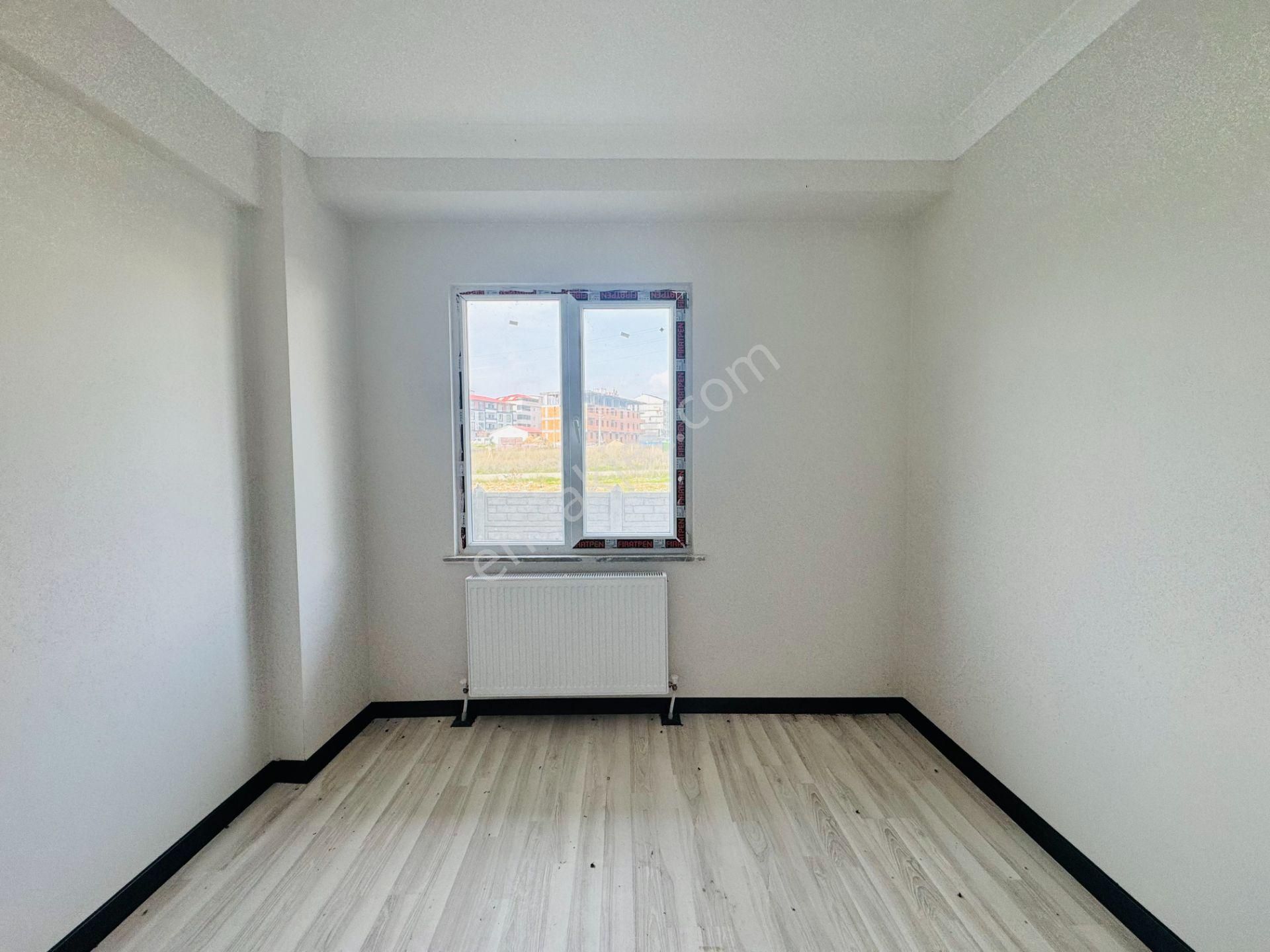 Güven'den Yuvam'da Caddeye,servislere Yakın Ön Cephe 2+1 Daire - Görsel 5