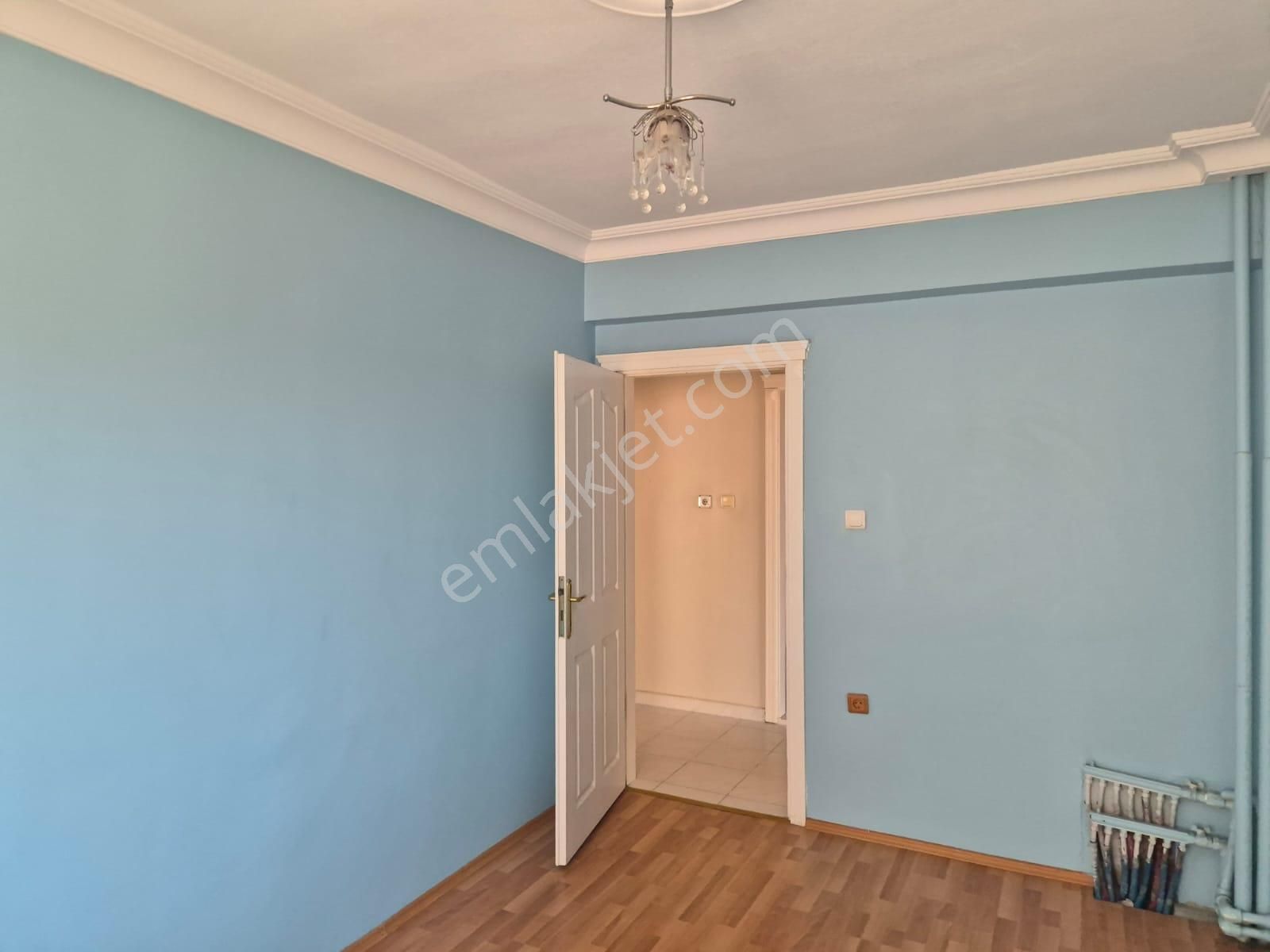 Muhittin Mahallesi Merkezi Konumda Satılık 3+1 Ara Kat Daire - Görsel 12