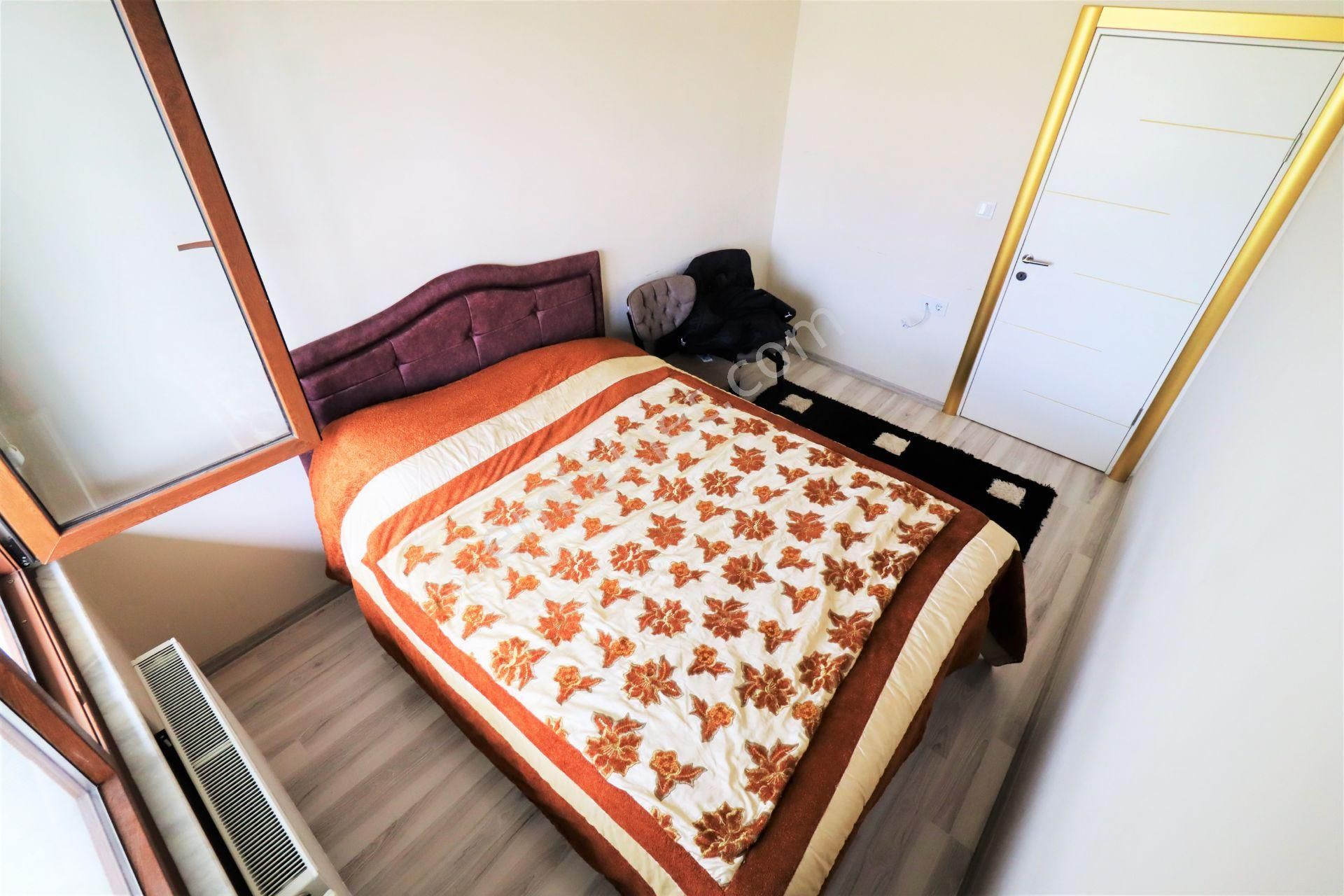 Tek Yetkili Aygül'den Akçay'da Ön Cephe Ful Eşyalı Geniş Balkonlu Doğalgaz Kombili 2+1 Satılık Daire - Görsel 24
