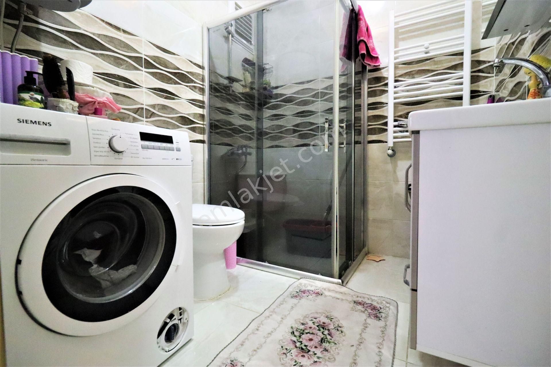 Tek Yetkili Aygül'den Akçay'da Ön Cephe Ful Eşyalı Geniş Balkonlu Doğalgaz Kombili 2+1 Satılık Daire - Görsel 33