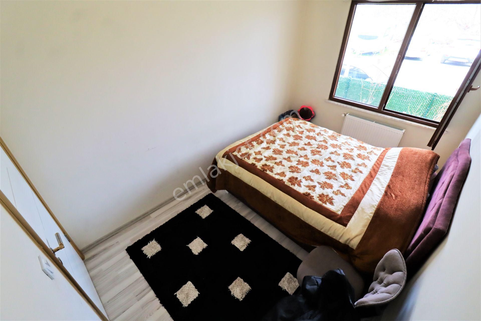 Tek Yetkili Aygül'den Akçay'da Ön Cephe Ful Eşyalı Geniş Balkonlu Doğalgaz Kombili 2+1 Satılık Daire - Görsel 27