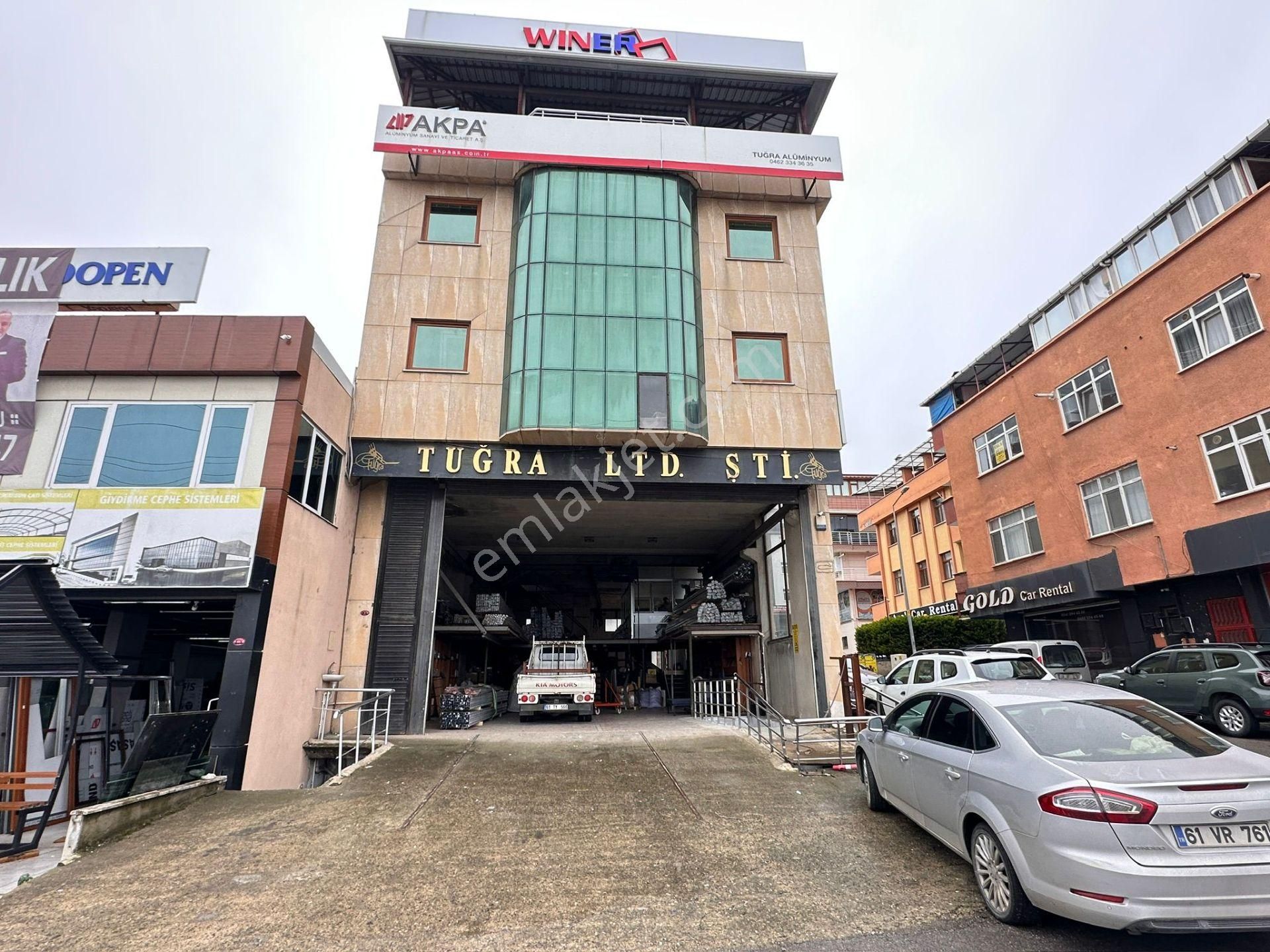 Trabzon Konaklar Mah.cadde Üstünde Kiralık İşyeri