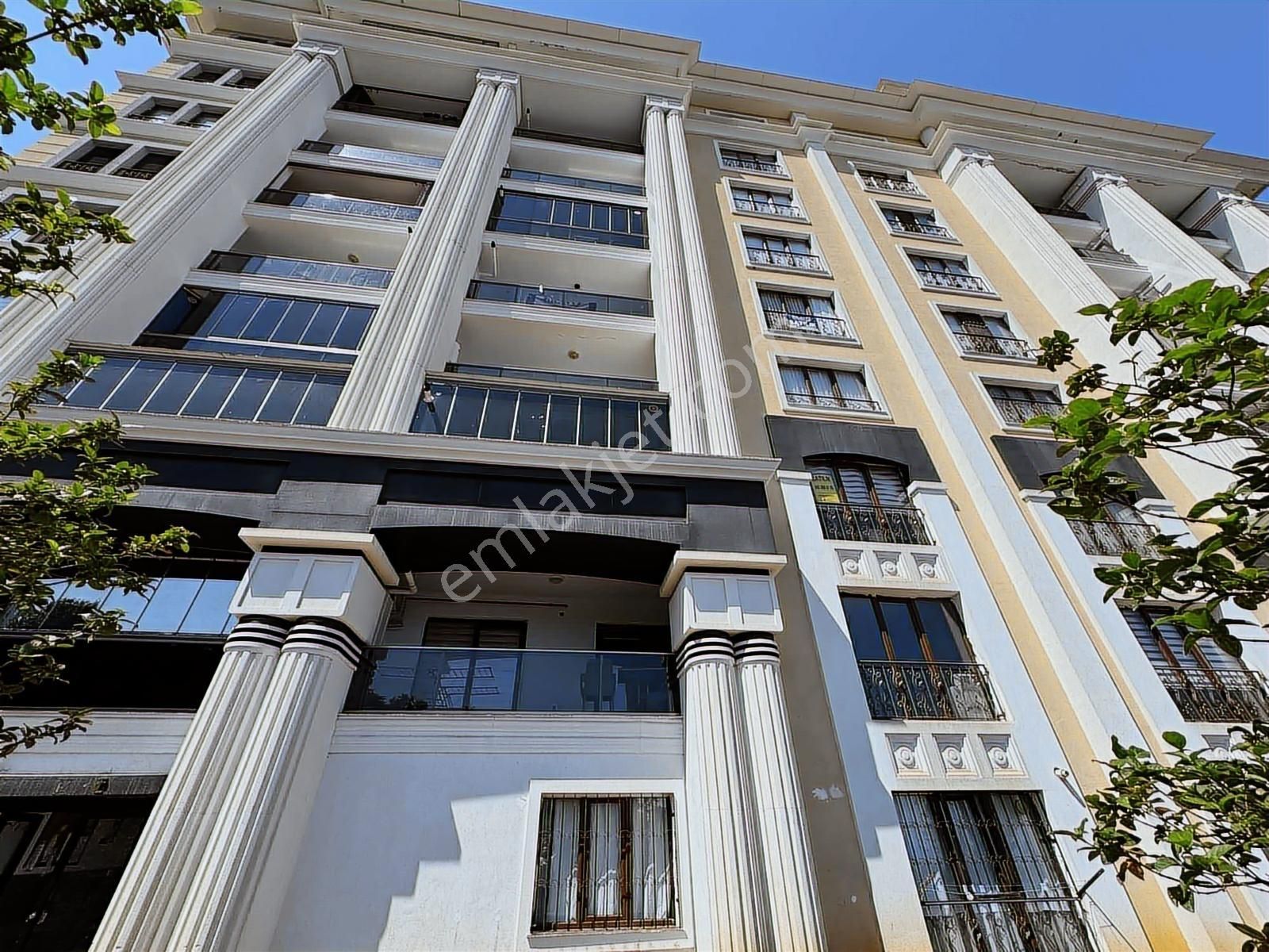 Pelitli Kasır Yapı Spring Living'de Eşyalı Satılık Daire