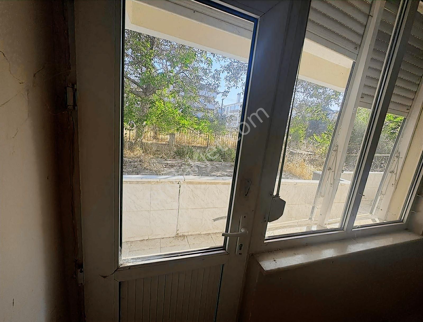 Balnova Dan Bahçelievler Mah.3+1 Geniş Satılık Daire - Görsel 3