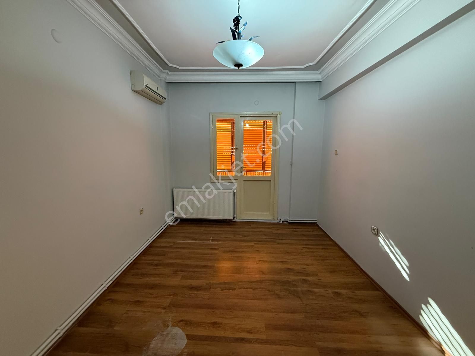 3+1 Ara Kat Doğalgazlı Daire - Görsel 13