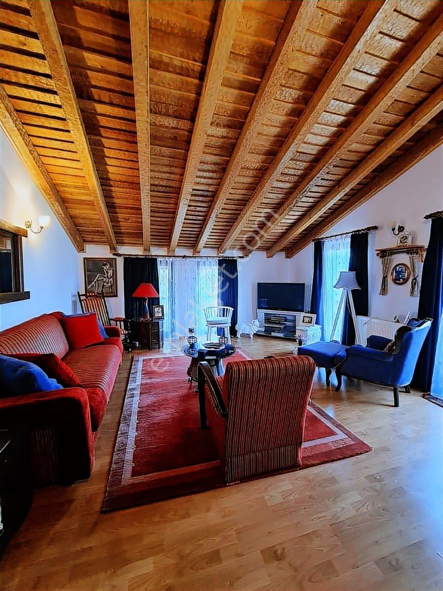 Üzümlü Merkezde Satılık Lüks Taş Villa - Görsel 10