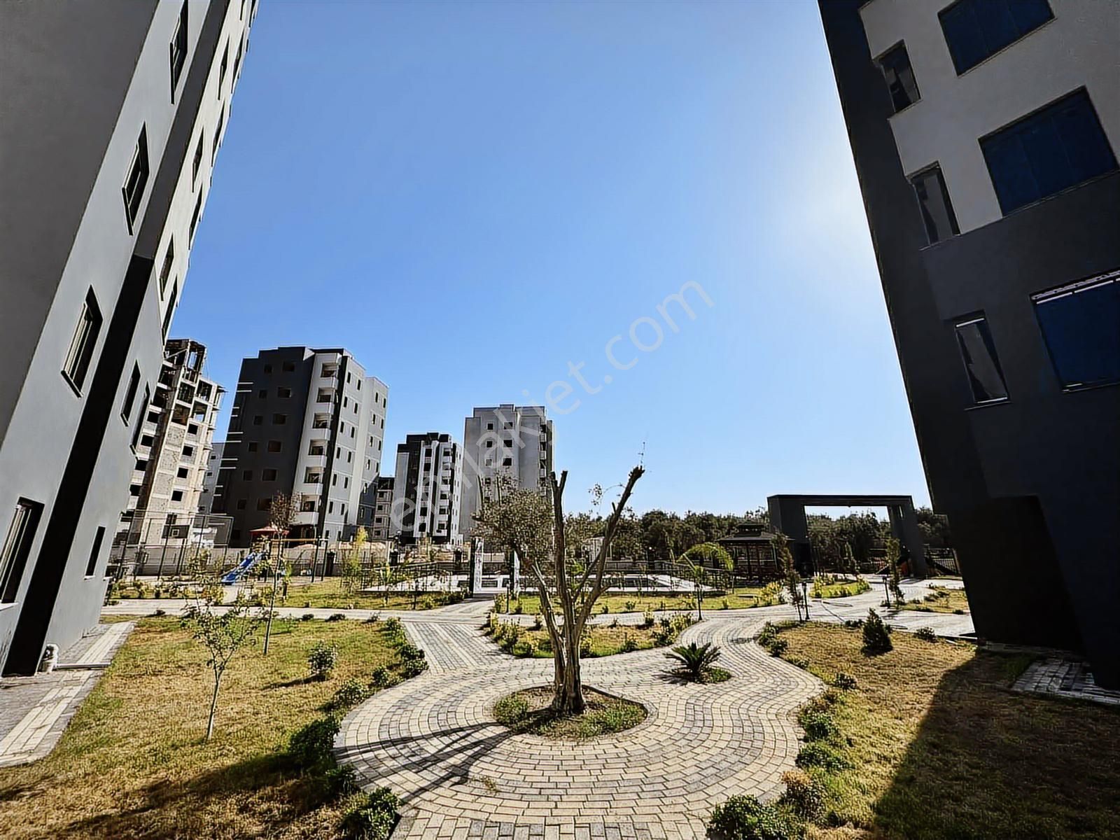 New Form'dan Kuyulukta Havuzlu Site İçerisinde Kiralık 2+1 - Görsel 23