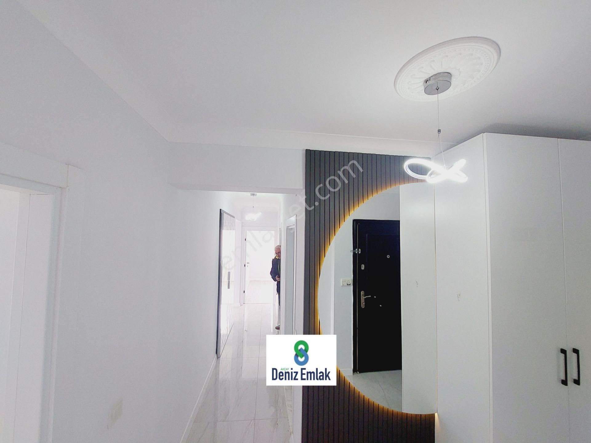 Denizden Akçayda Ön Cephe Arakat İçi Ful Yapılı Satılık 3+1 Daire. - Görsel 21