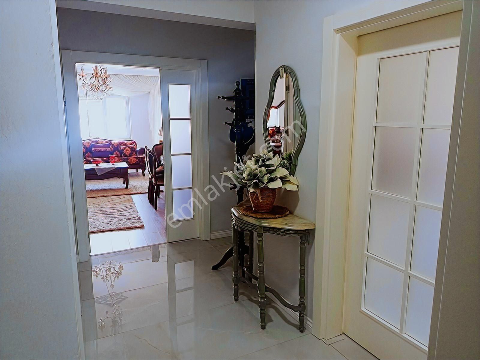 Varlık Mahallesi Merkezi Konum 3+1 Satılık Daire - Görsel 24