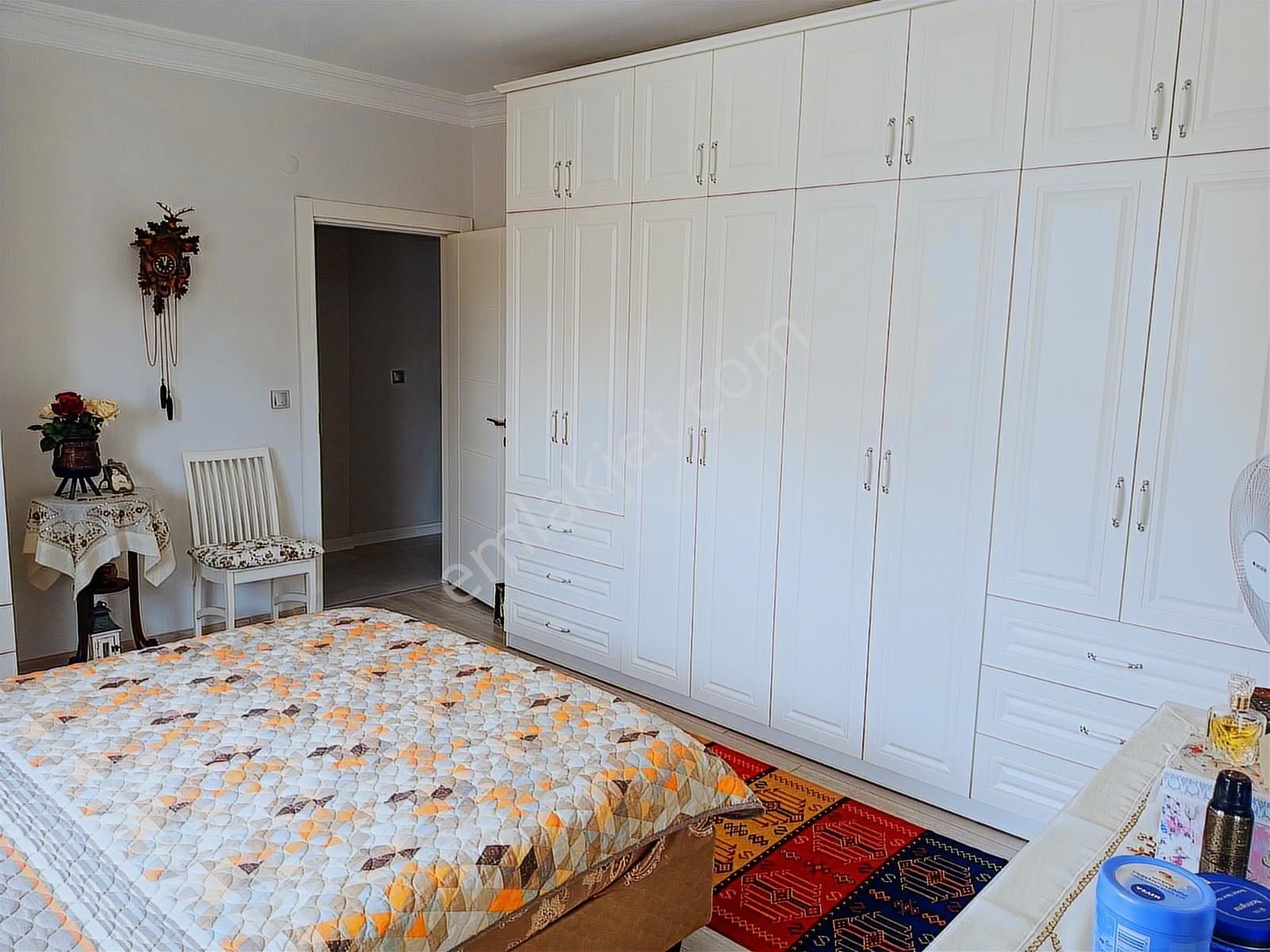 Varlık Mahallesi Merkezi Konum 3+1 Satılık Daire - Görsel 2