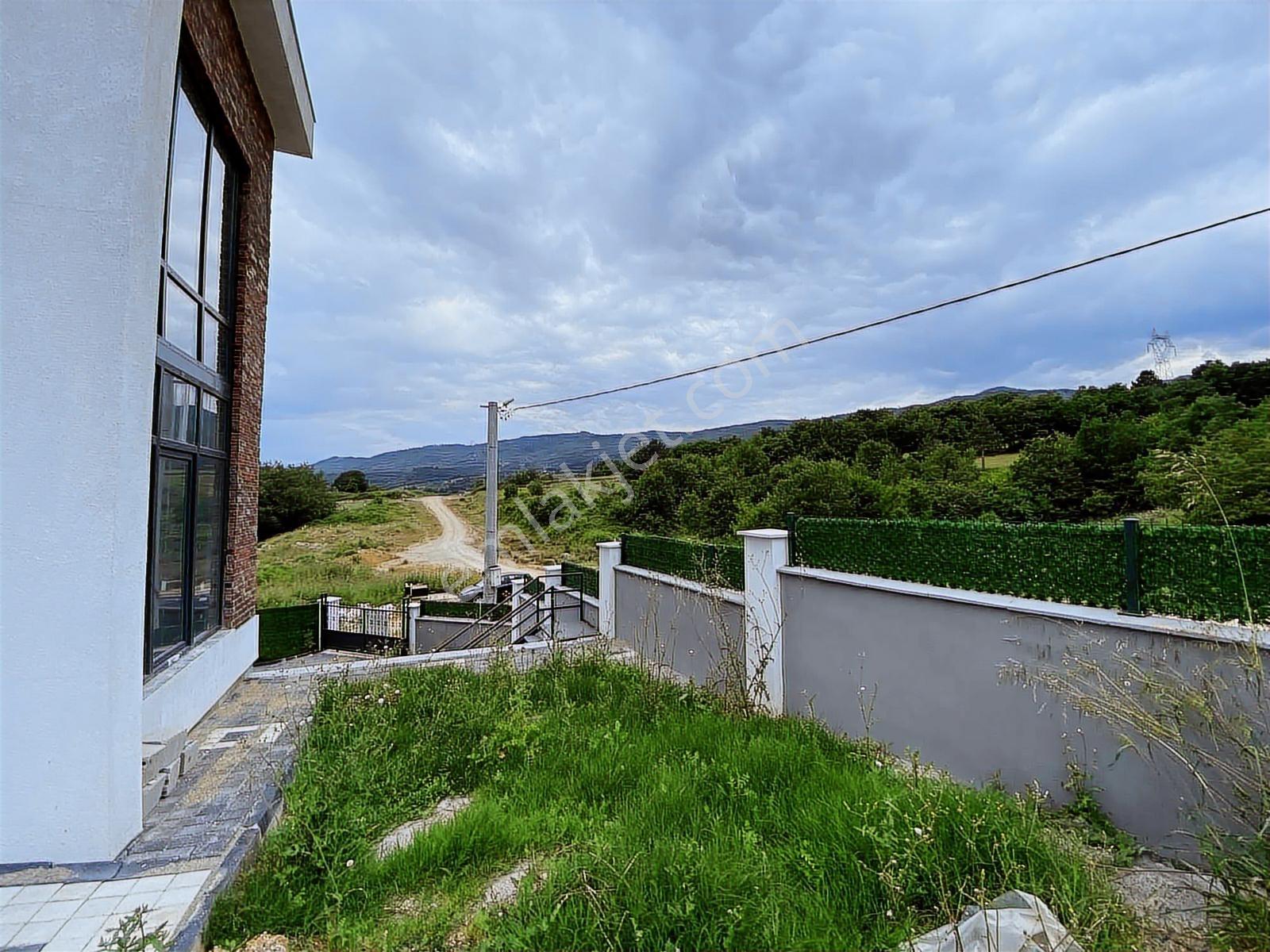 Ulucan'dan İnegöl Yeniceköy'de Satılık Fırsat Villa - Görsel 33