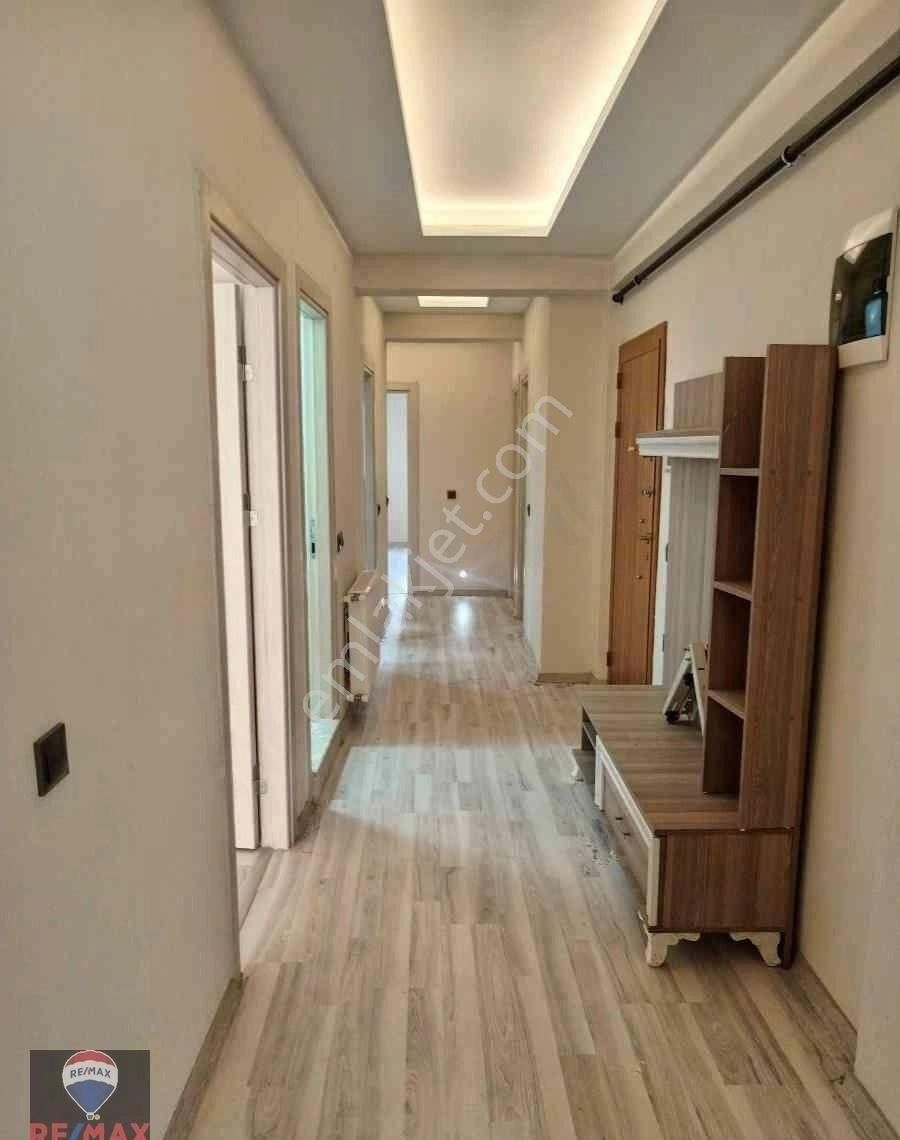 Izmır Çığlı Güzeltepe 3+1 150 M2 Ebeveyn Banyolu Genış Kıralık Daıre - Görsel 14