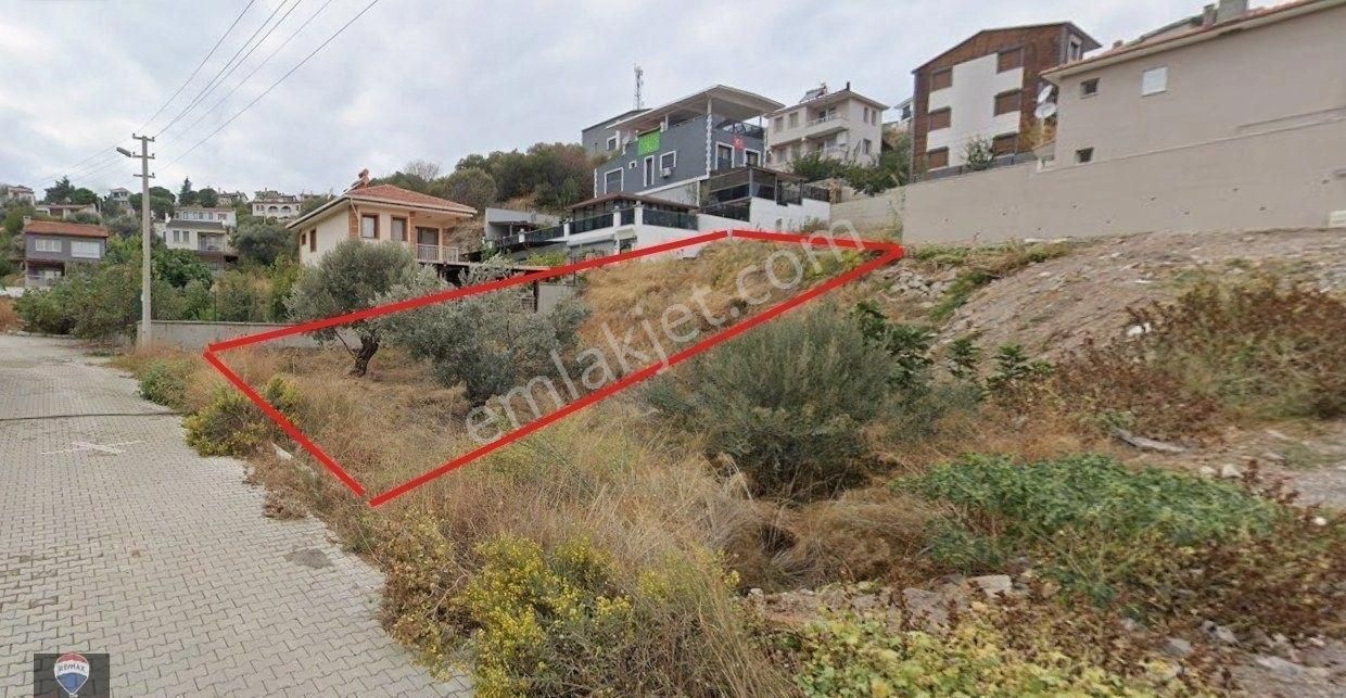 Yeni Foça'da Vılla İmarlı 330 M2 Satılık Arsa