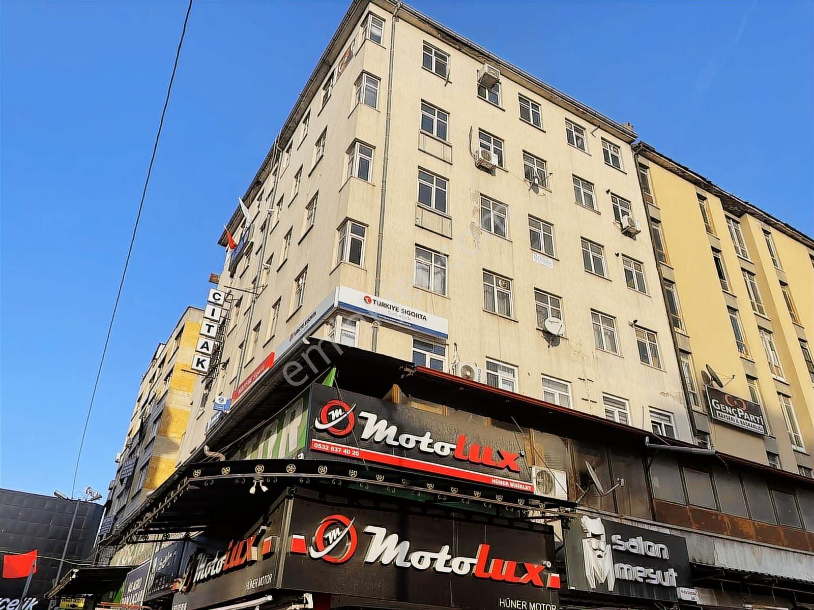 Merkezi Konumda Gülük'te Çıtak İş Merkezinde Kiralık Ofis