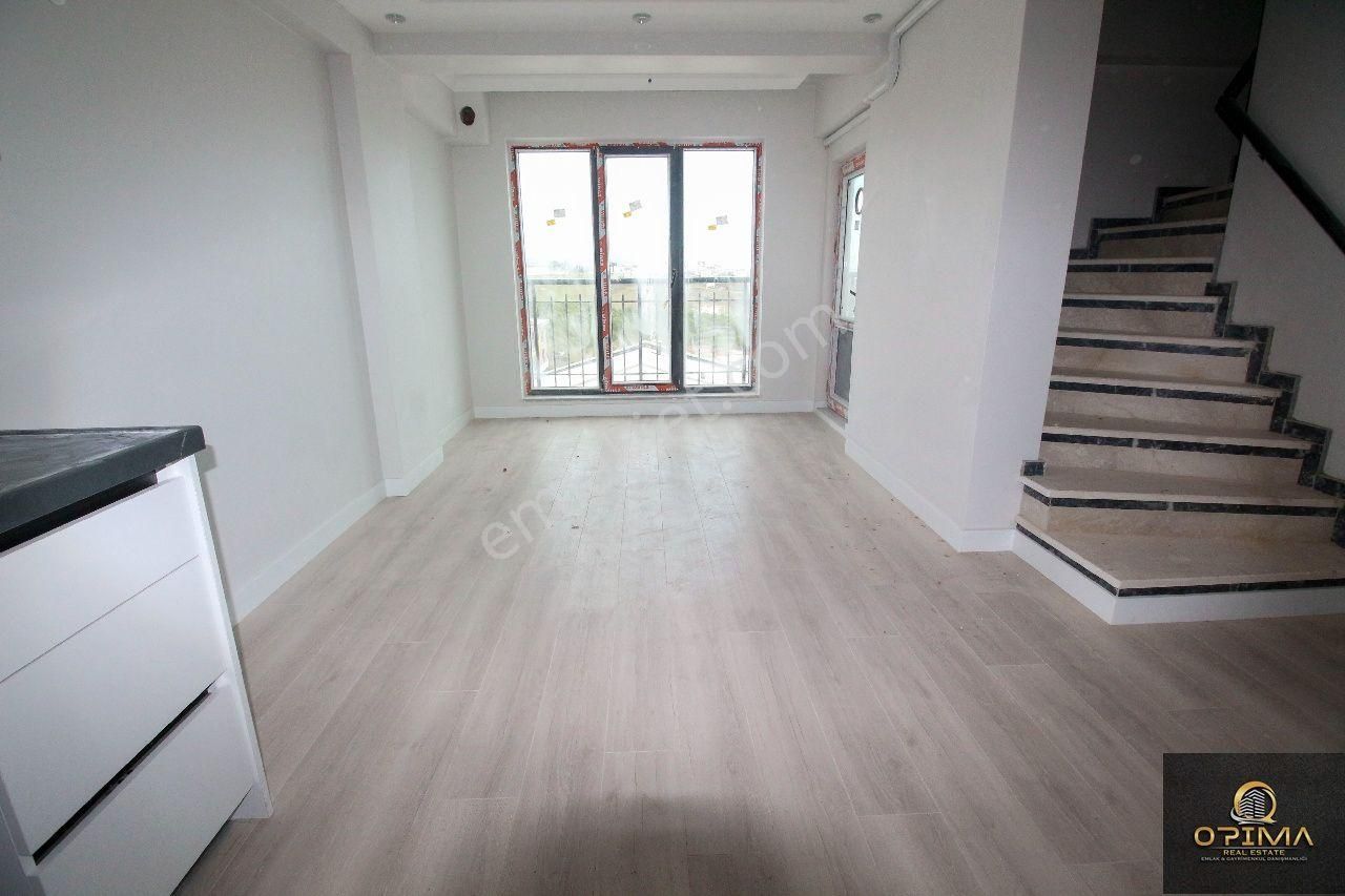 Opima Emlak'tan Bandırma Yenimahalle'de Ferah Sıfır Yaşında 1+1 Satılık Dublex Daire
