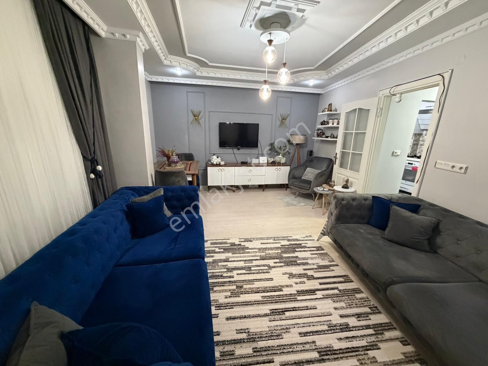 Bahçelievler'de 14 Yıllık Binada K.otoparklı 2+1 Ara Kat - Görsel 3