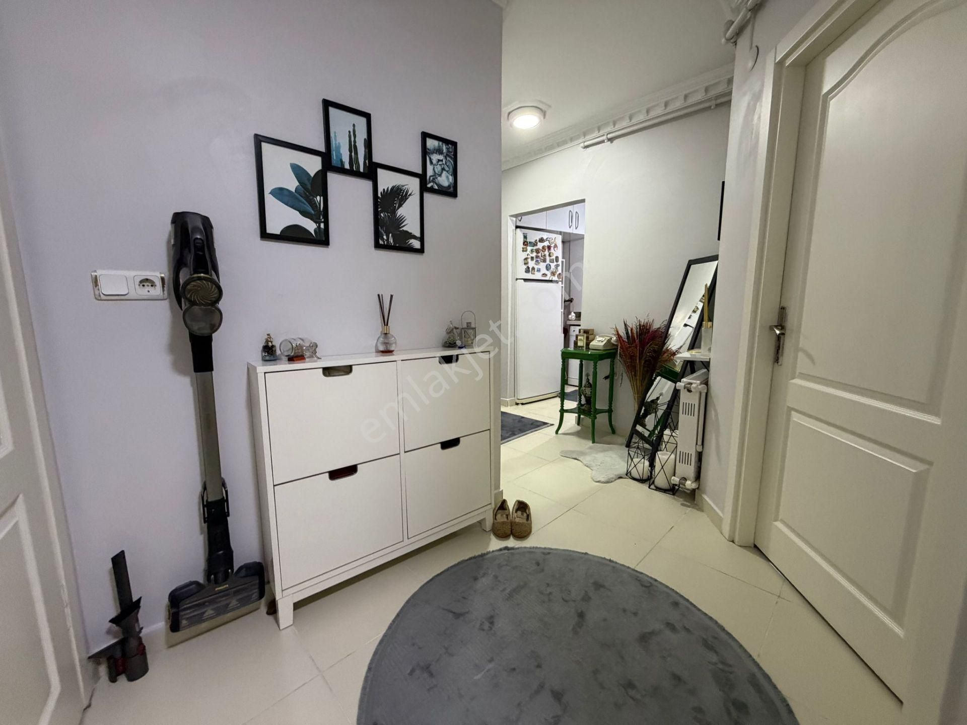 Bahçelievler'de 14 Yıllık Binada K.otoparklı 2+1 Ara Kat - Görsel 23