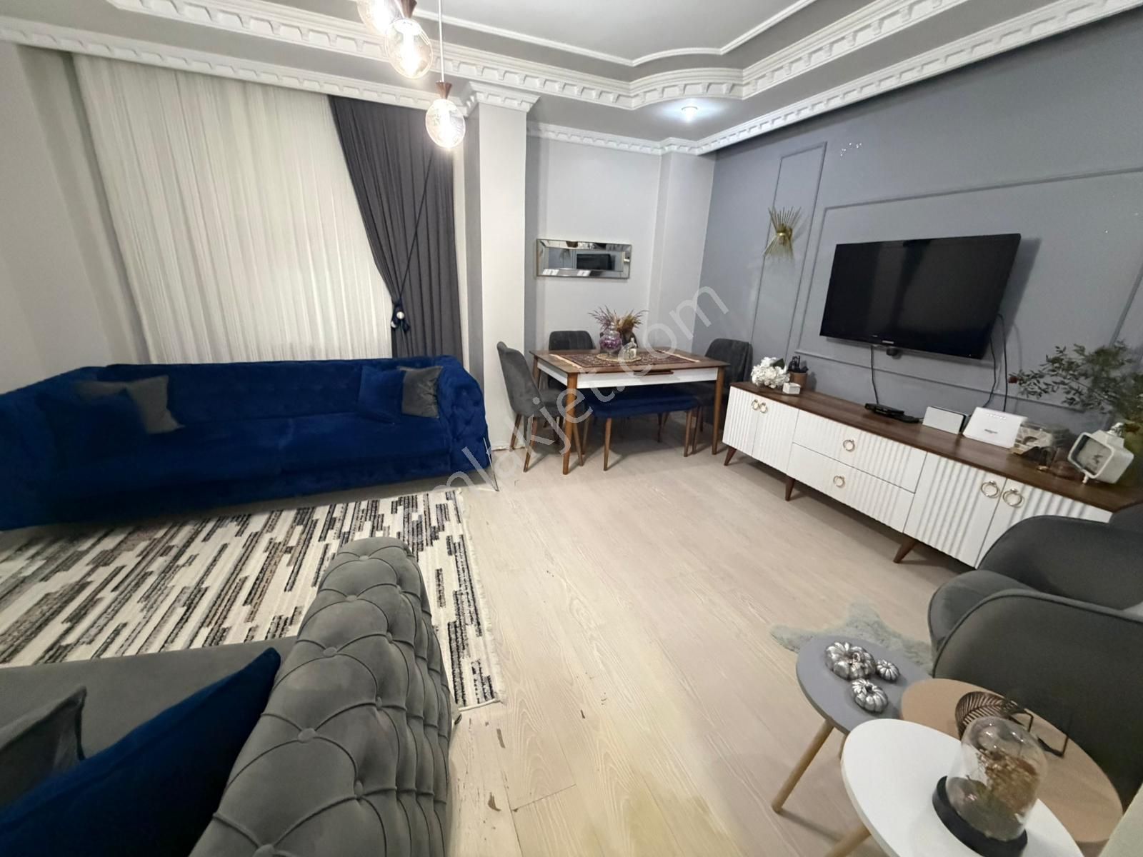 Bahçelievler'de 14 Yıllık Binada K.otoparklı 2+1 Ara Kat - Görsel 4