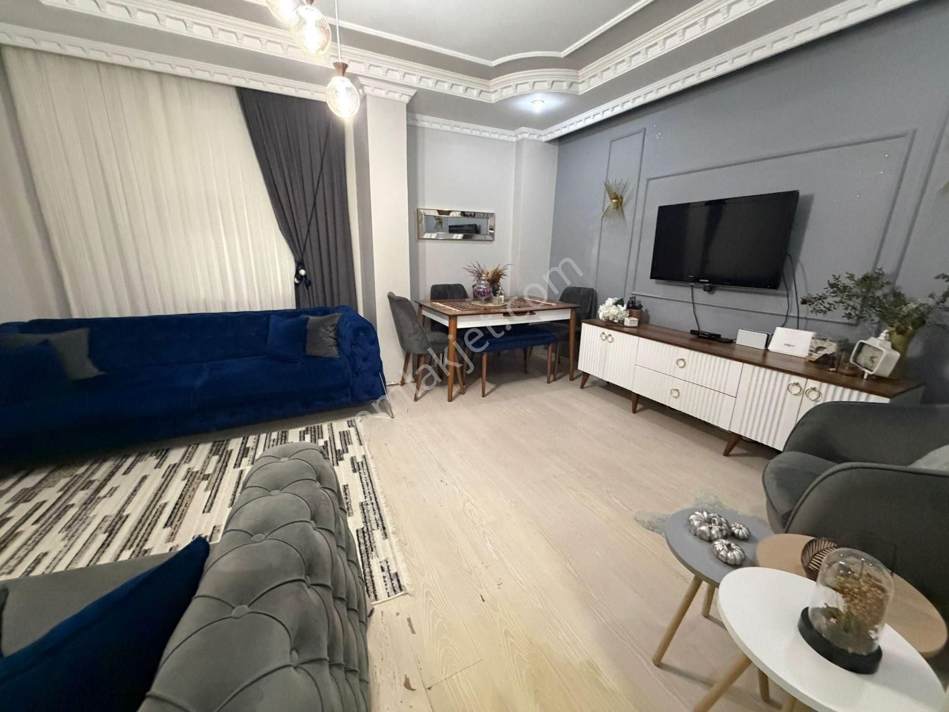 Bahçelievler'de 14 Yıllık Binada K.otoparklı 2+1 Ara Kat - Görsel 6