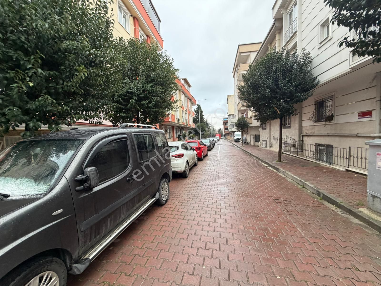 Bahçelievler'de 14 Yıllık Binada K.otoparklı 2+1 Ara Kat - Görsel 27