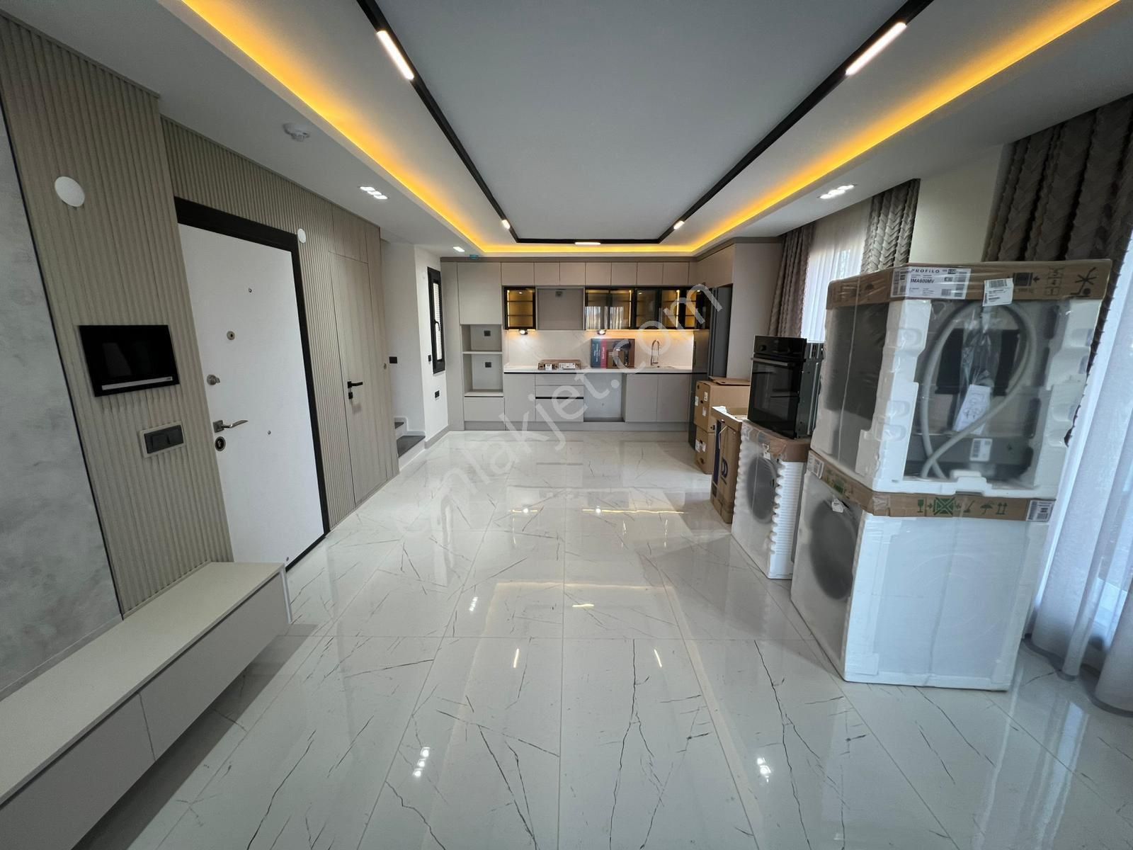 Altınkumda Denize 500 Metre Mesafede Yaraşır İnşaattan Satılık Özel Villalar