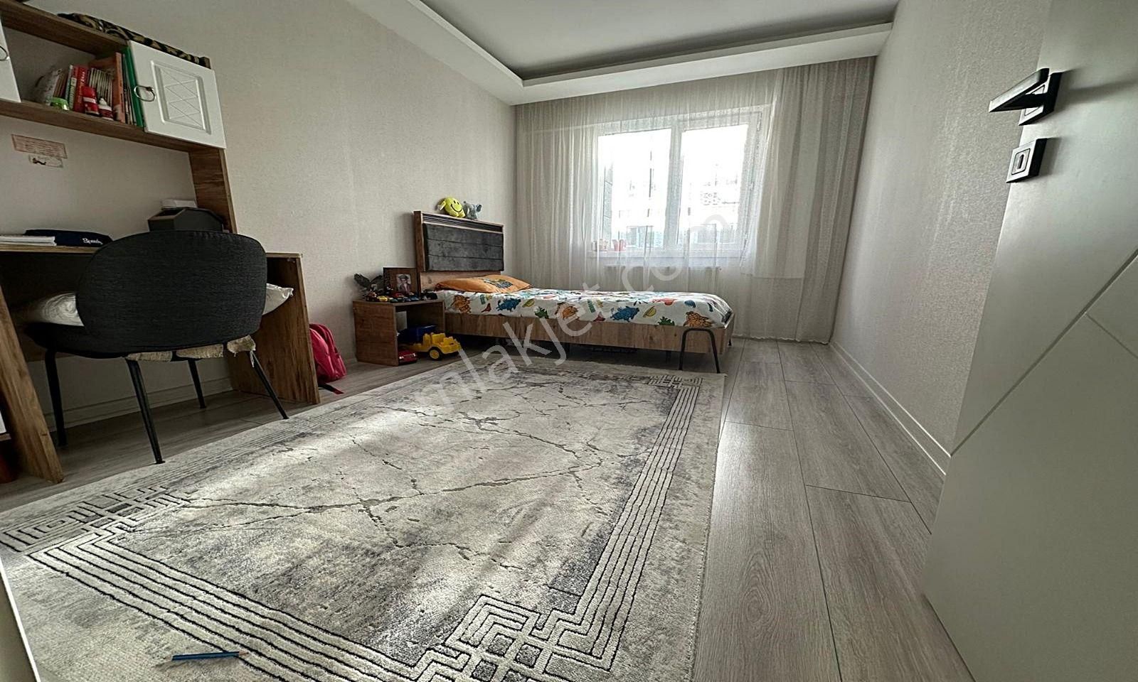 Karakaya Mahallesi'nde Full+ Full Yapılı Daire! - Görsel 13