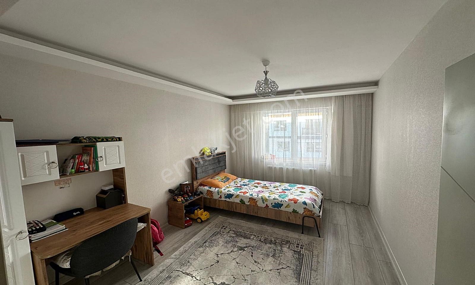 Karakaya Mahallesi'nde Full+ Full Yapılı Daire! - Görsel 11