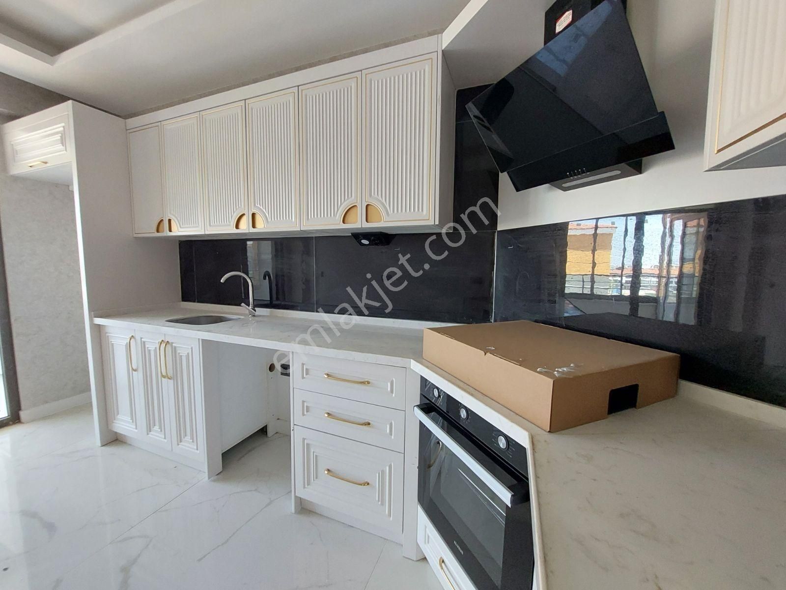 Selahattin Eyyubi Mah.de 3+1 Son Arakat Dairemiz Sahibini Arıyor - Görsel 31