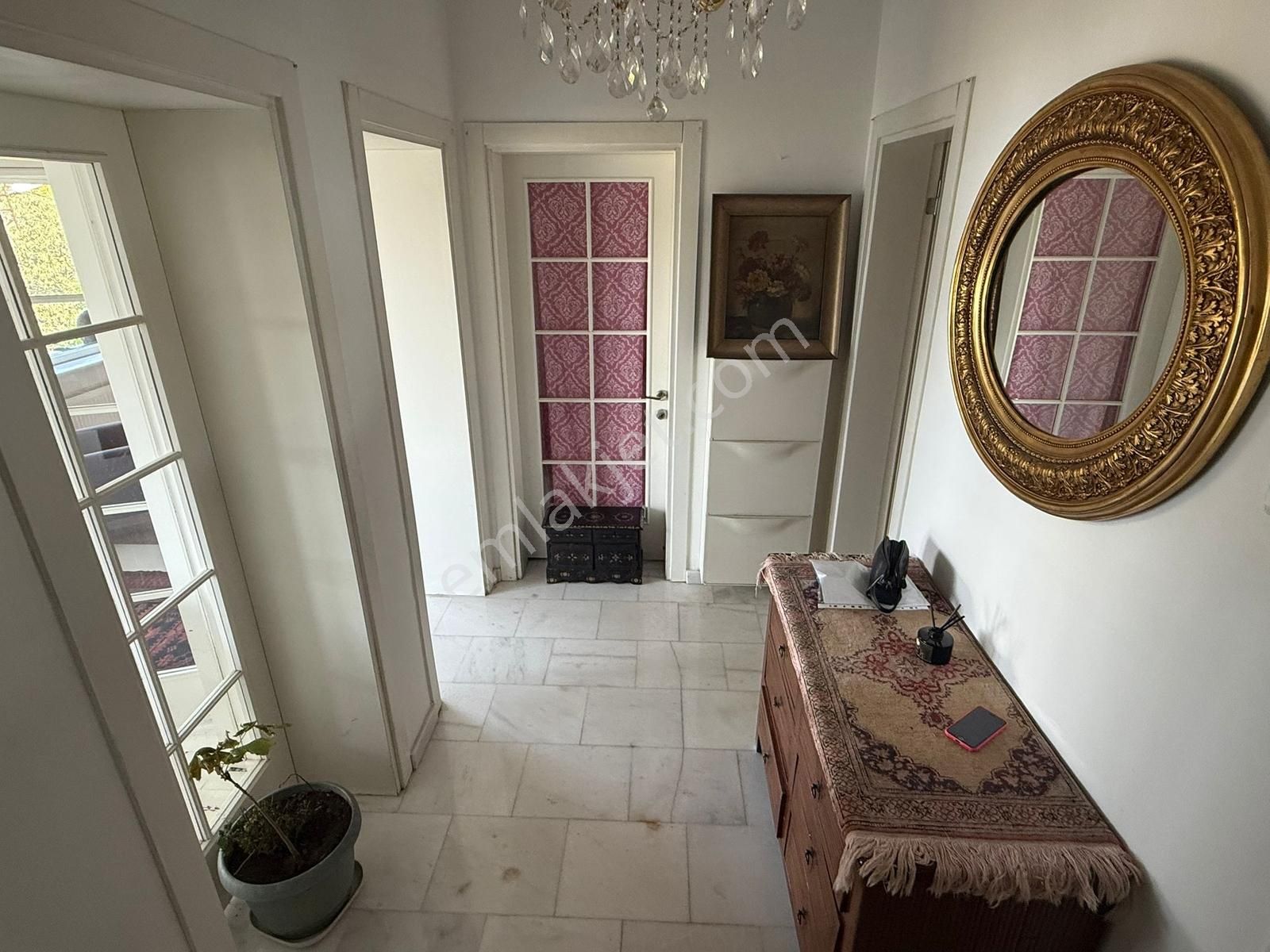 Çengelköy 'de Boğaz Manzaralı Geniş Kullanım 1+1 Satılık Daire - Görsel 30