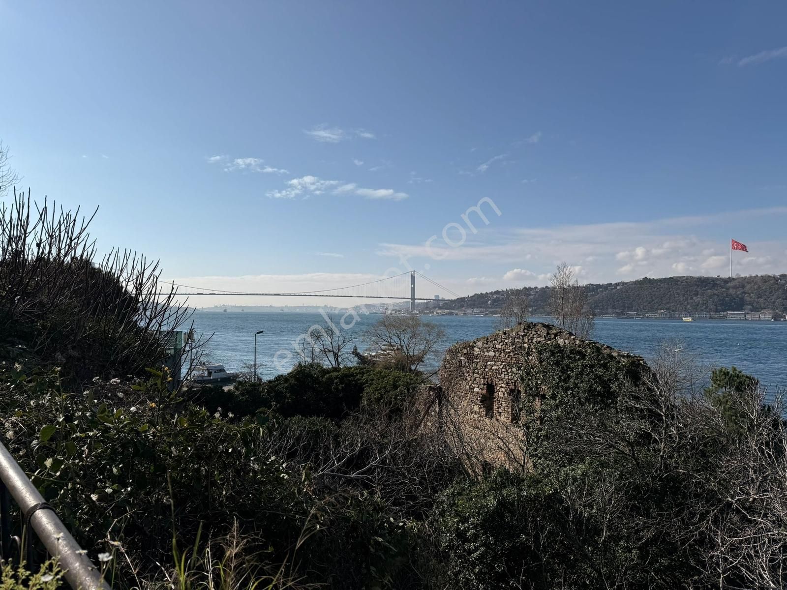 Çengelköy 'de Boğaz Manzaralı Geniş Kullanım 1+1 Satılık Daire - Görsel 12