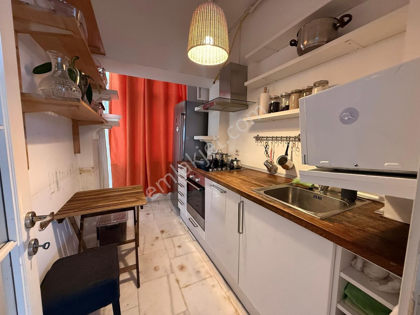 Çengelköy 'de Boğaz Manzaralı Geniş Kullanım 1+1 Satılık Daire - Görsel 28