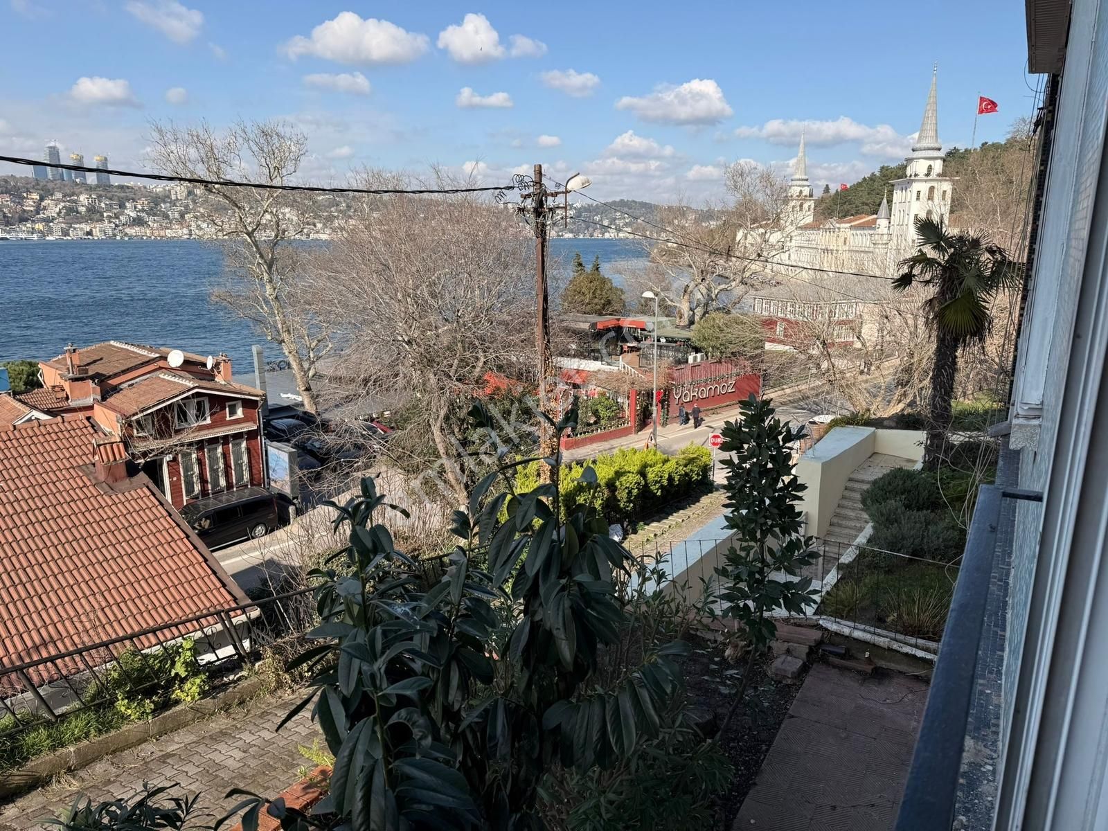 Çengelköy 'de Boğaz Manzaralı Geniş Kullanım 1+1 Satılık Daire - Görsel 18