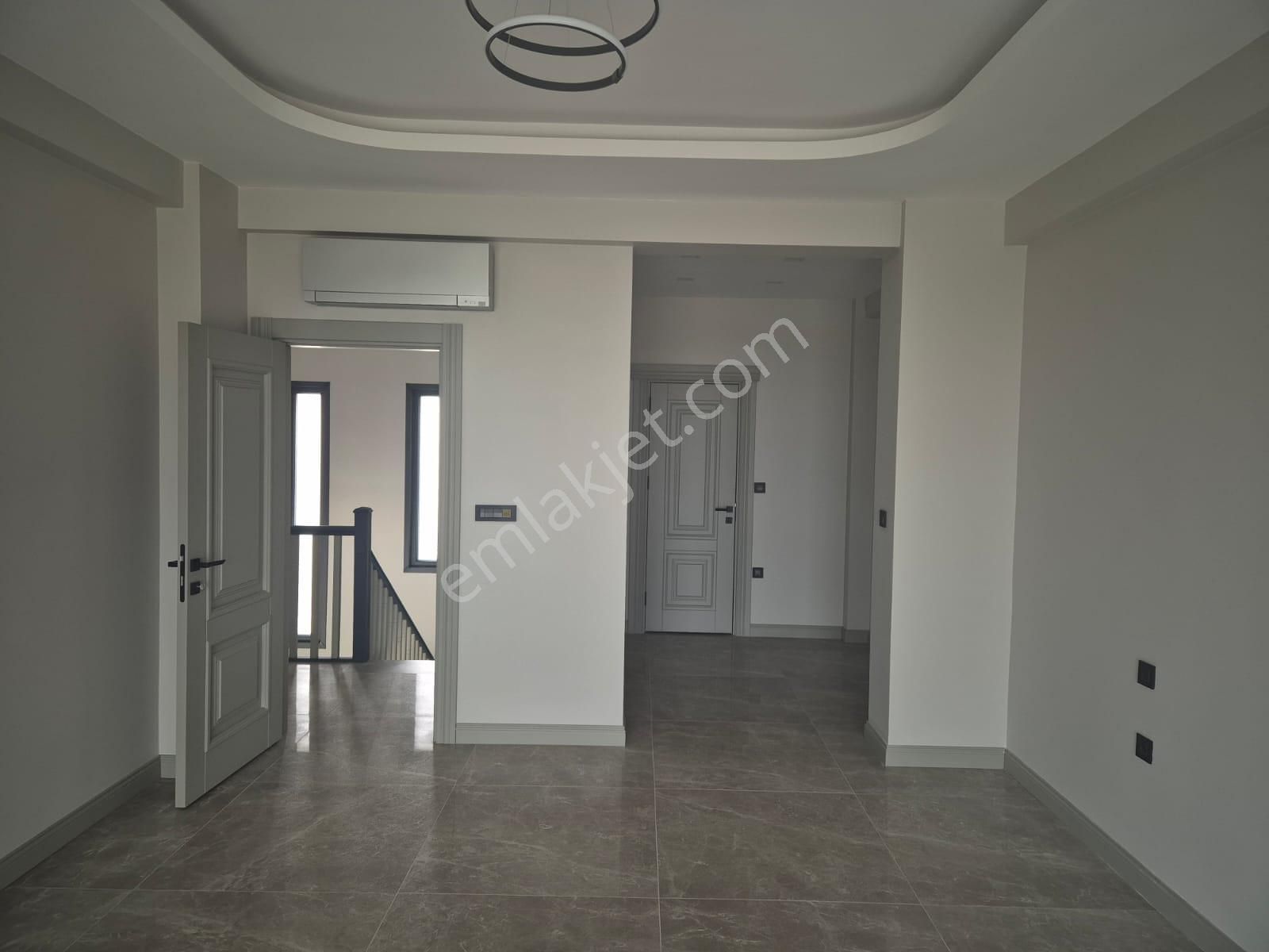 Önerlerde 5+1 Ultra Lüx Müstakil Havuz Ve Bahçeli Satılık Villa - Görsel 23