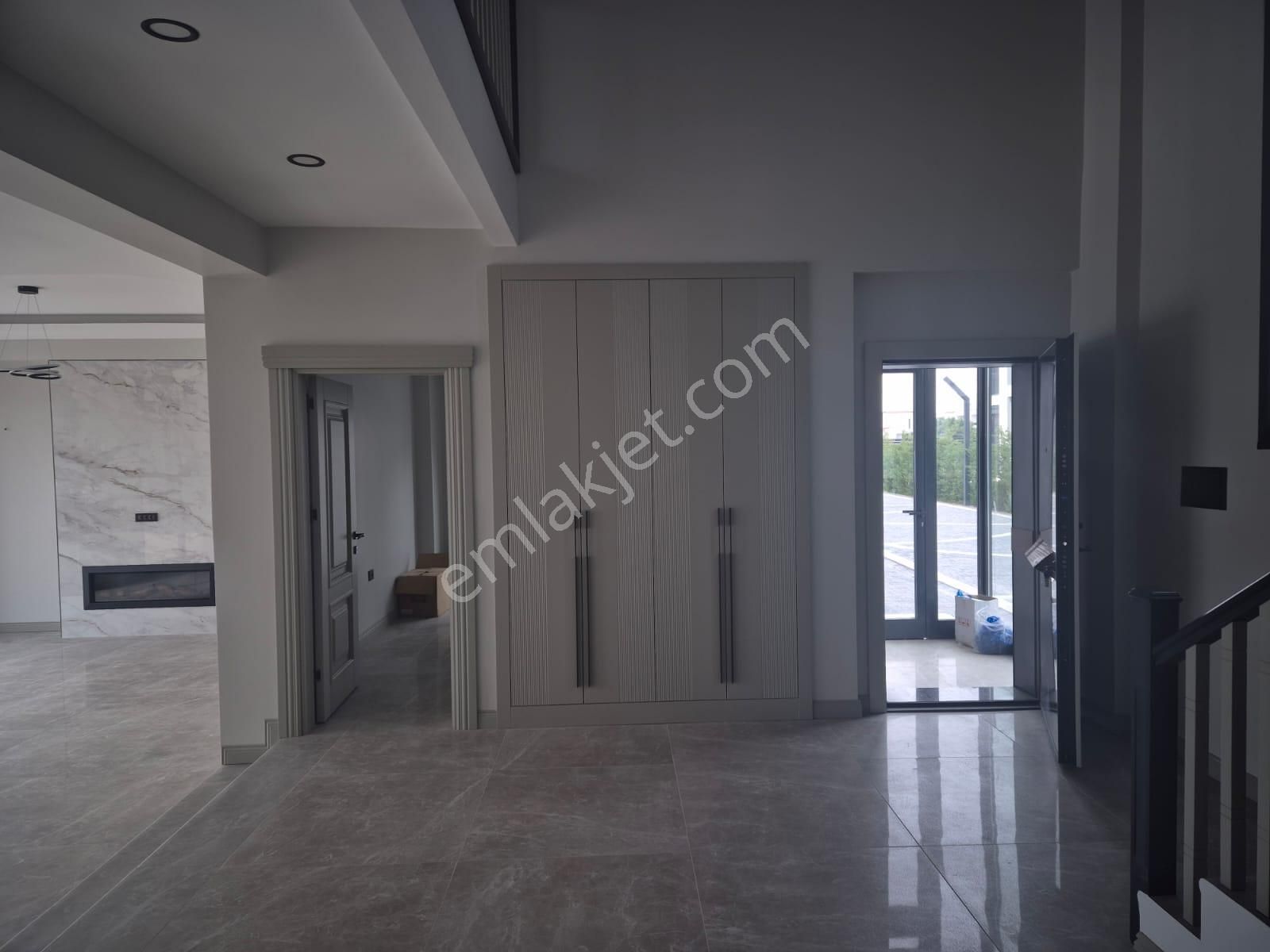 Önerlerde 5+1 Ultra Lüx Müstakil Havuz Ve Bahçeli Satılık Villa - Görsel 18
