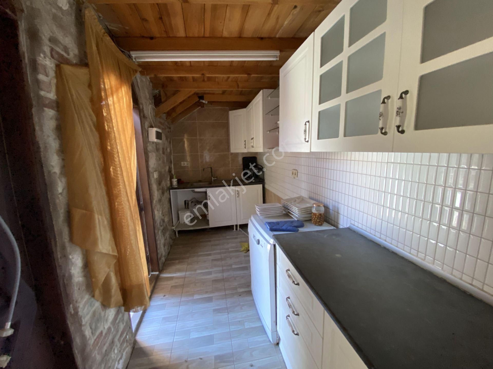 Balıkesir Ayvalık Kucukkoy De Satılık Taş Bina.tarihi Eser - Görsel 20